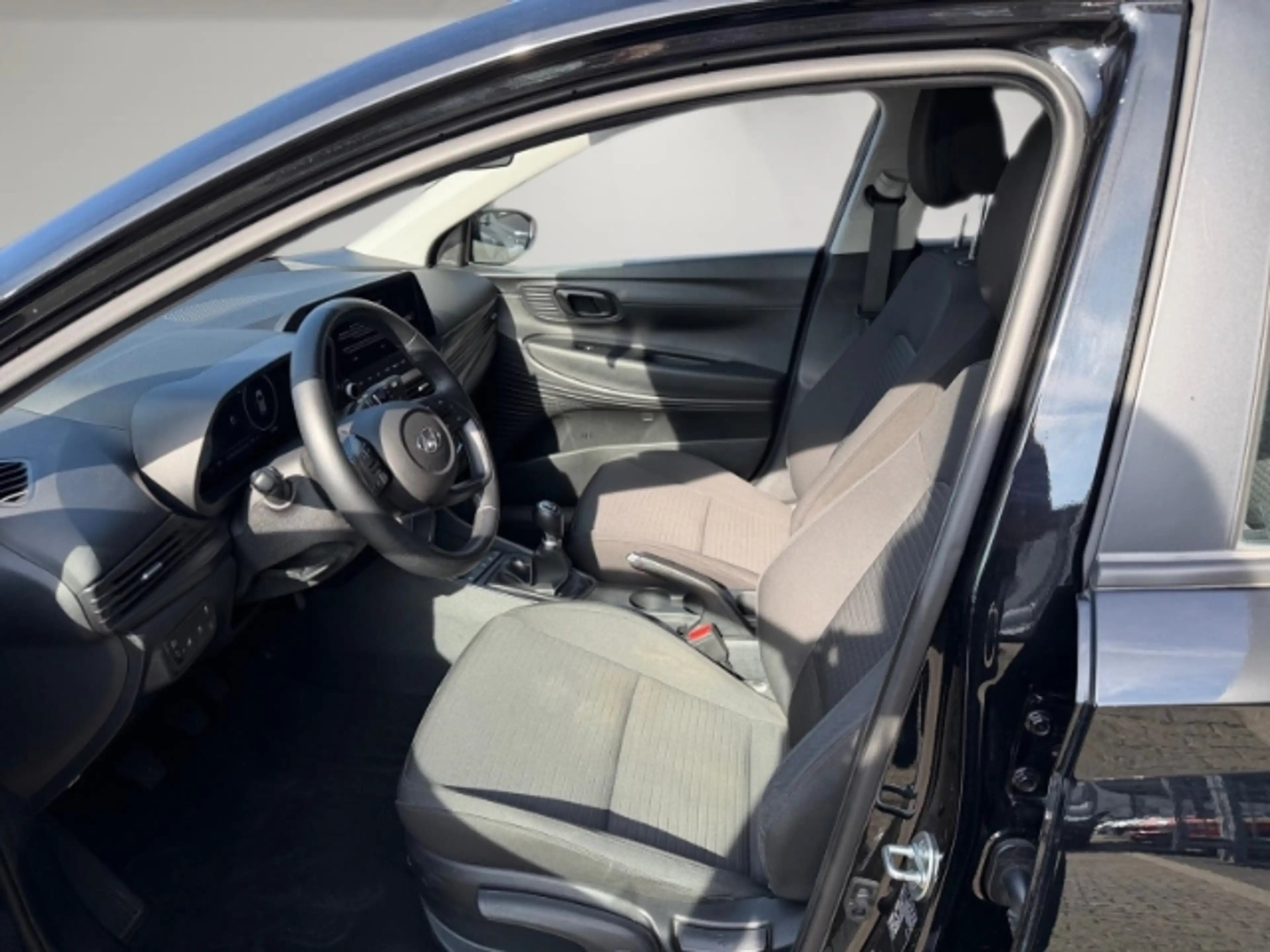 Hyundai i20 Sitzheizung*Lenkradheizung*Apple Carplay*Androuid — photo 8