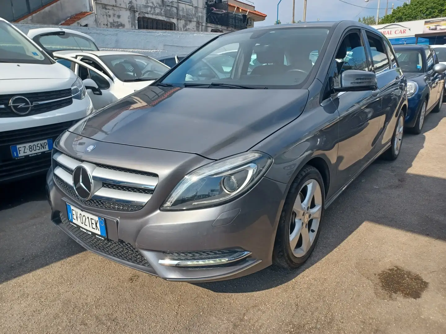 Mercedes-Benz B 180 B 180 CDI Premium Grigio - 1