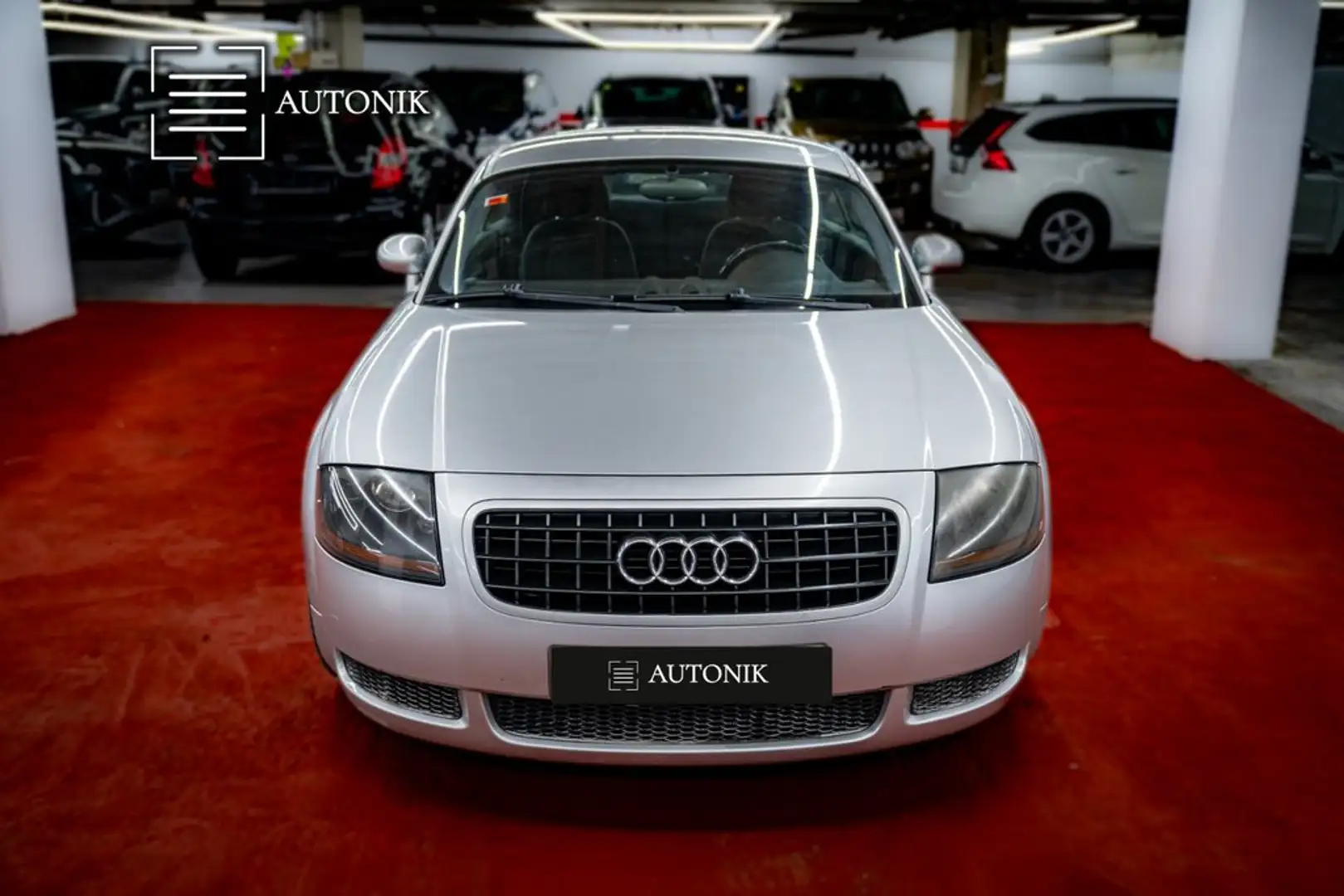 Audi TT Coupe 1.8 T 180CV Grau - 2