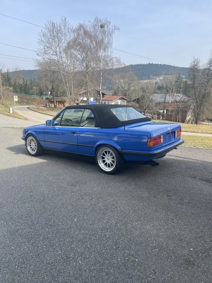 BMW 325i, foto 2