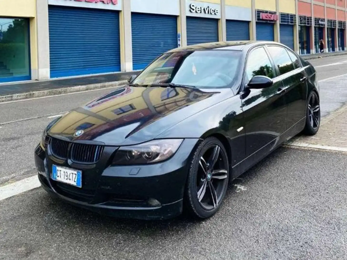 BMW 320 Serie 3 E90 Berlina 320d Eletta Nero - 2