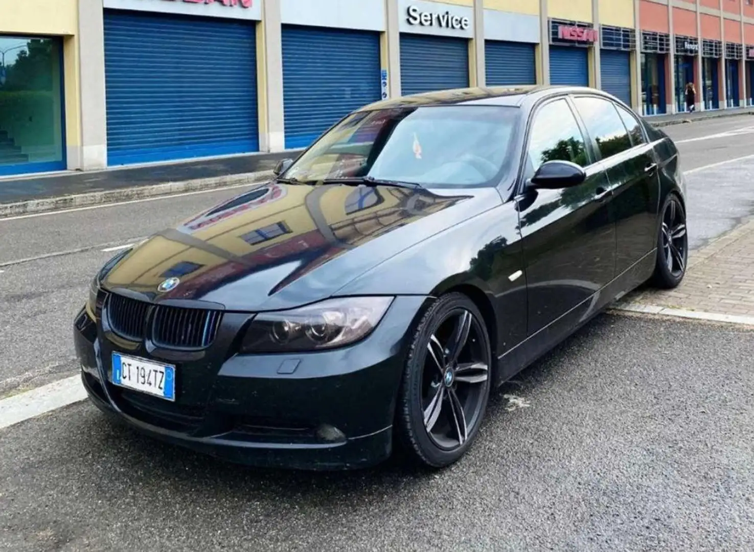 BMW 320 Serie 3 E90 Berlina 320d Eletta Nero - 1