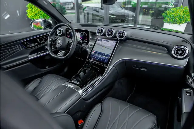 Mercedes-Benz GLC view 10