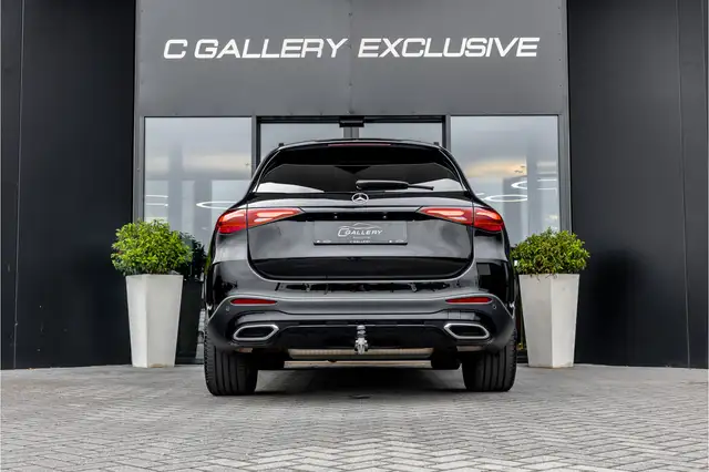 Mercedes-Benz GLC view 6