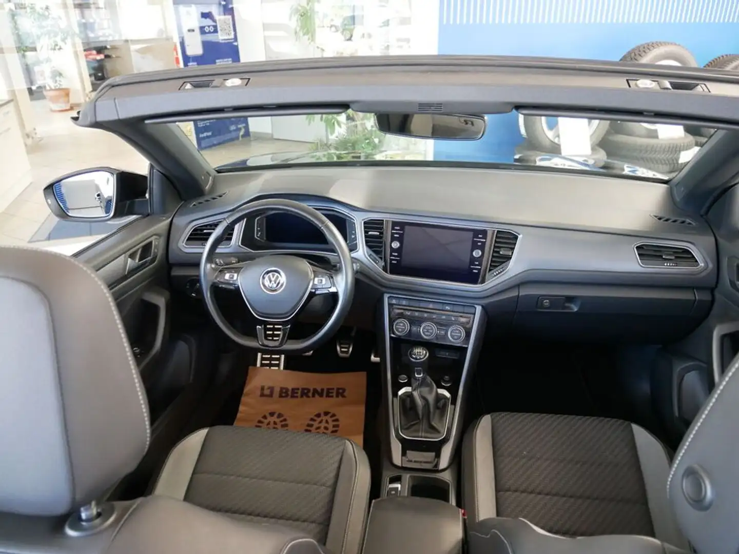 Volkswagen T-Roc Cabriolet R-Line Schwarz - 2