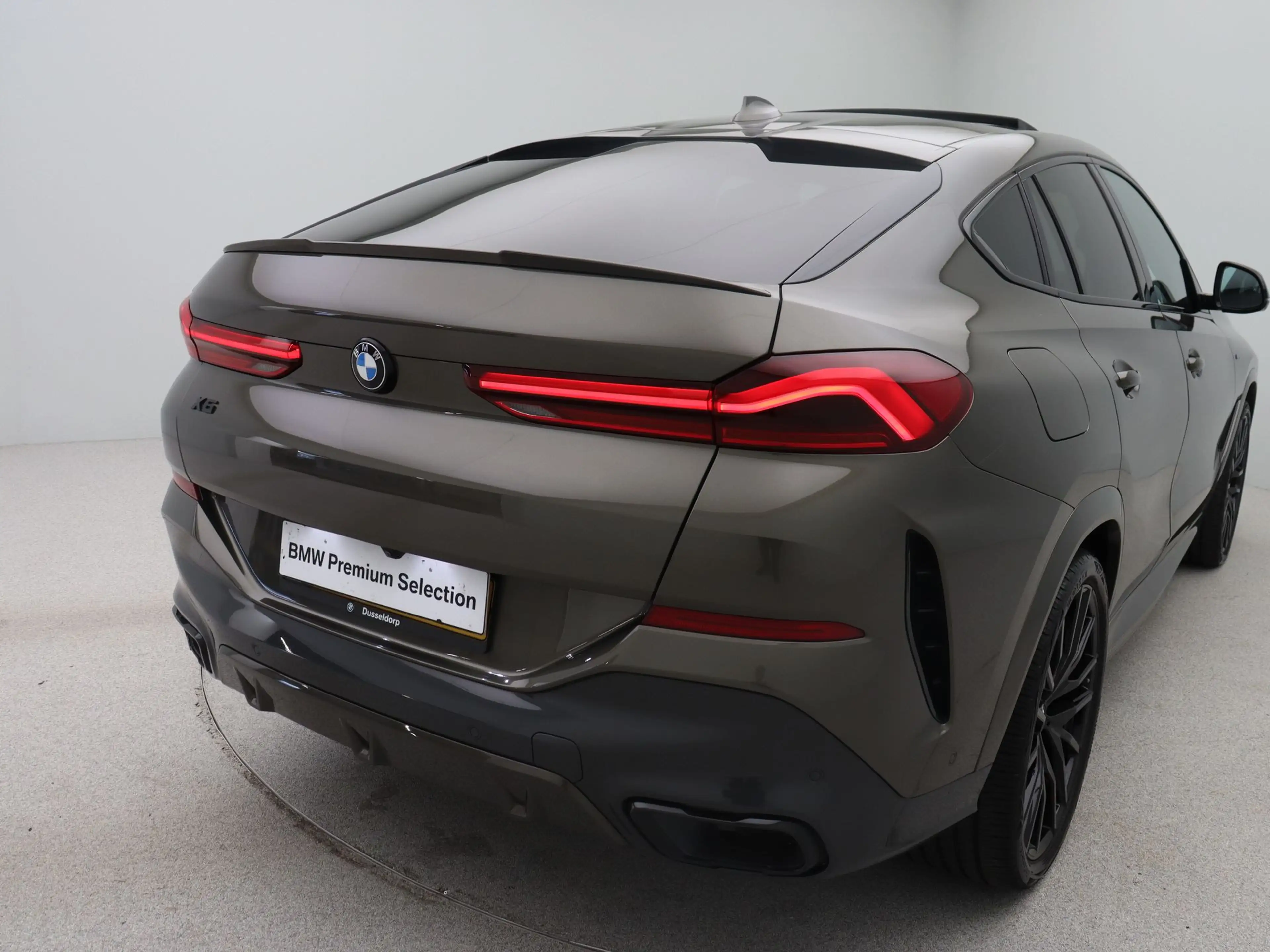 BMW X6 xDrive40i High Executive M Sport — photo 9