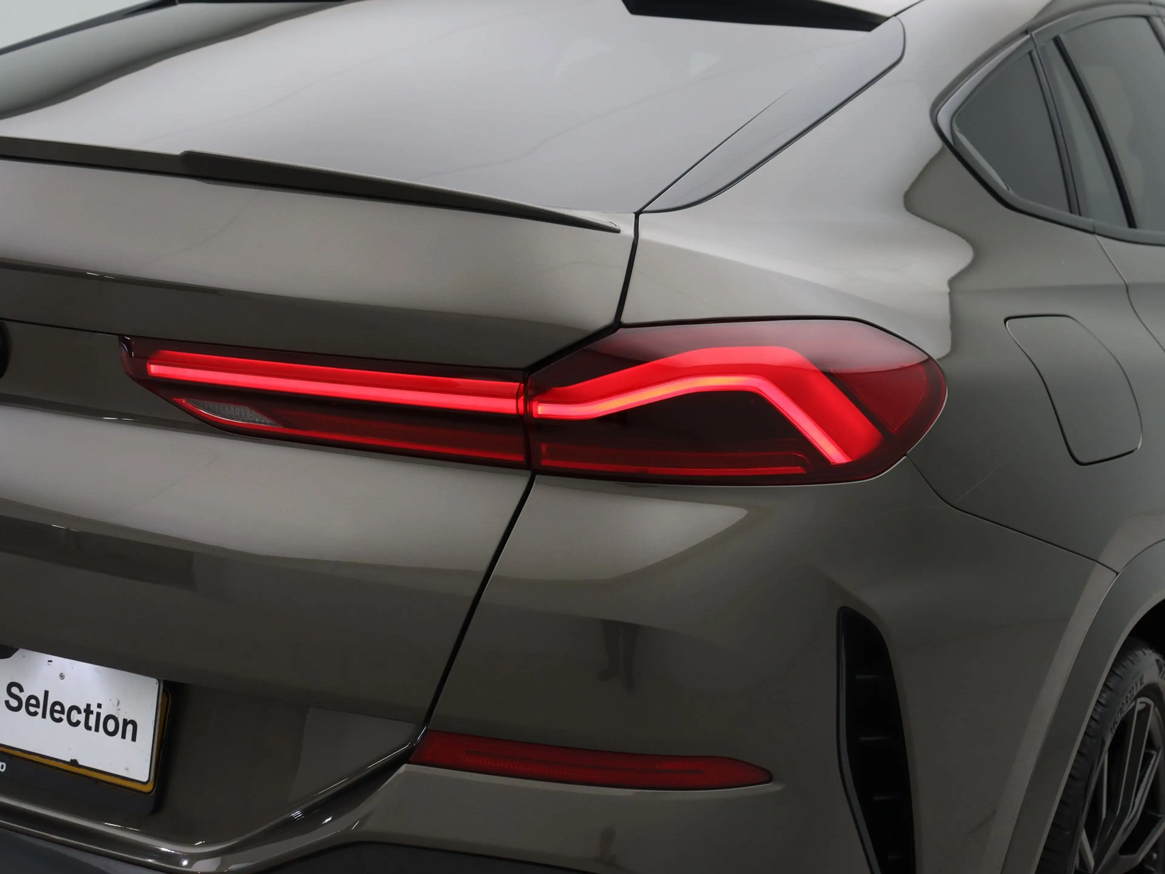 BMW X6 xDrive40i High Executive M Sport — photo 10