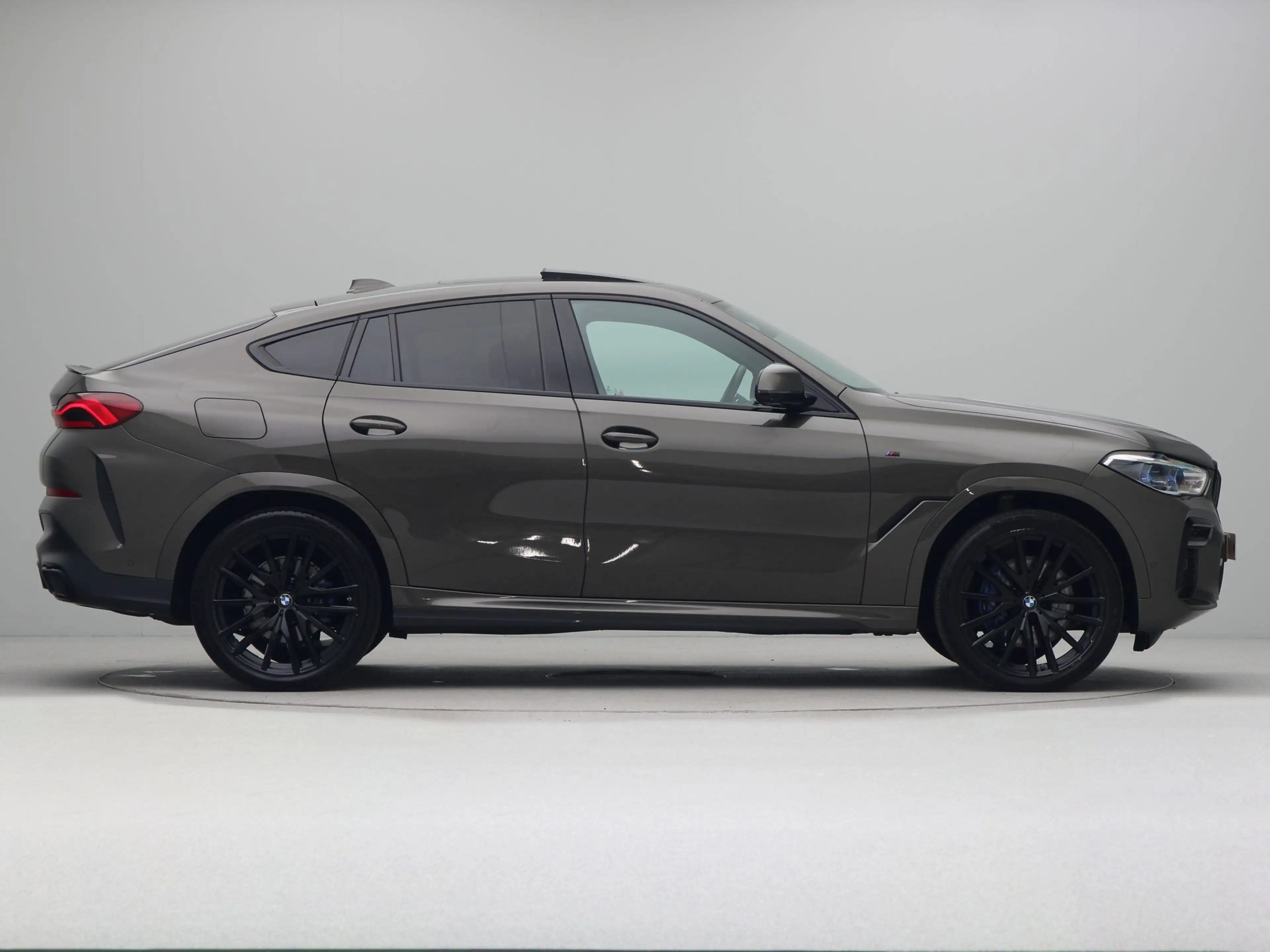 BMW X6 xDrive40i High Executive M Sport — photo 4