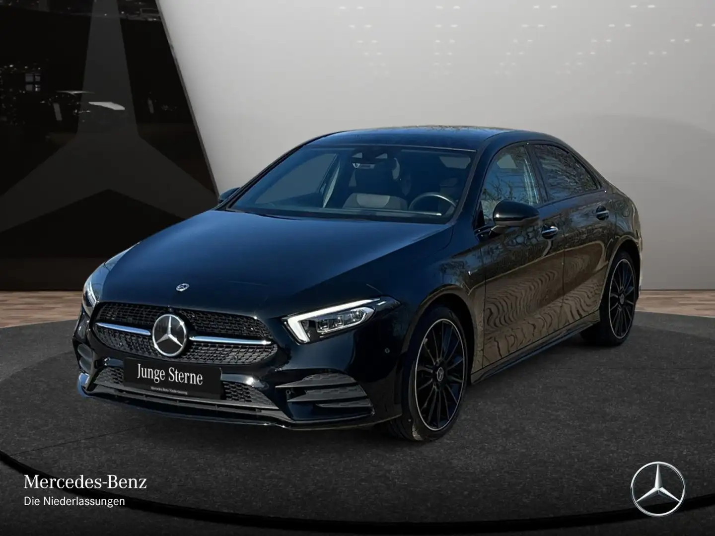 Mercedes-Benz A 250 e Lim EDITION 2020+AMG+NIGHT+PANO+360°+19" Noir - 2