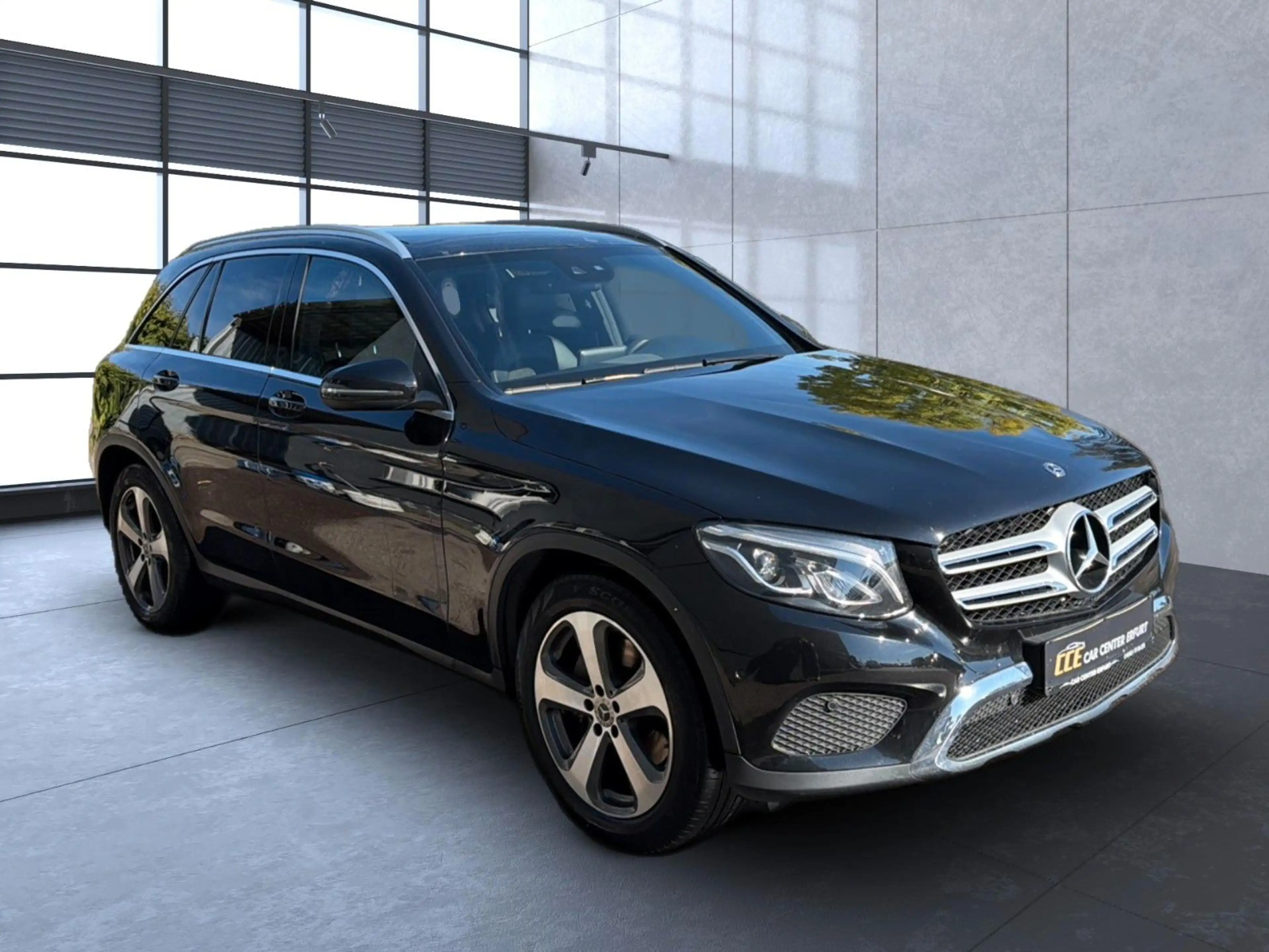 Mercedes-Benz GLC 350 d 4Matic Exclusive*AHK*LED*Kamera*Pano* — photo 3