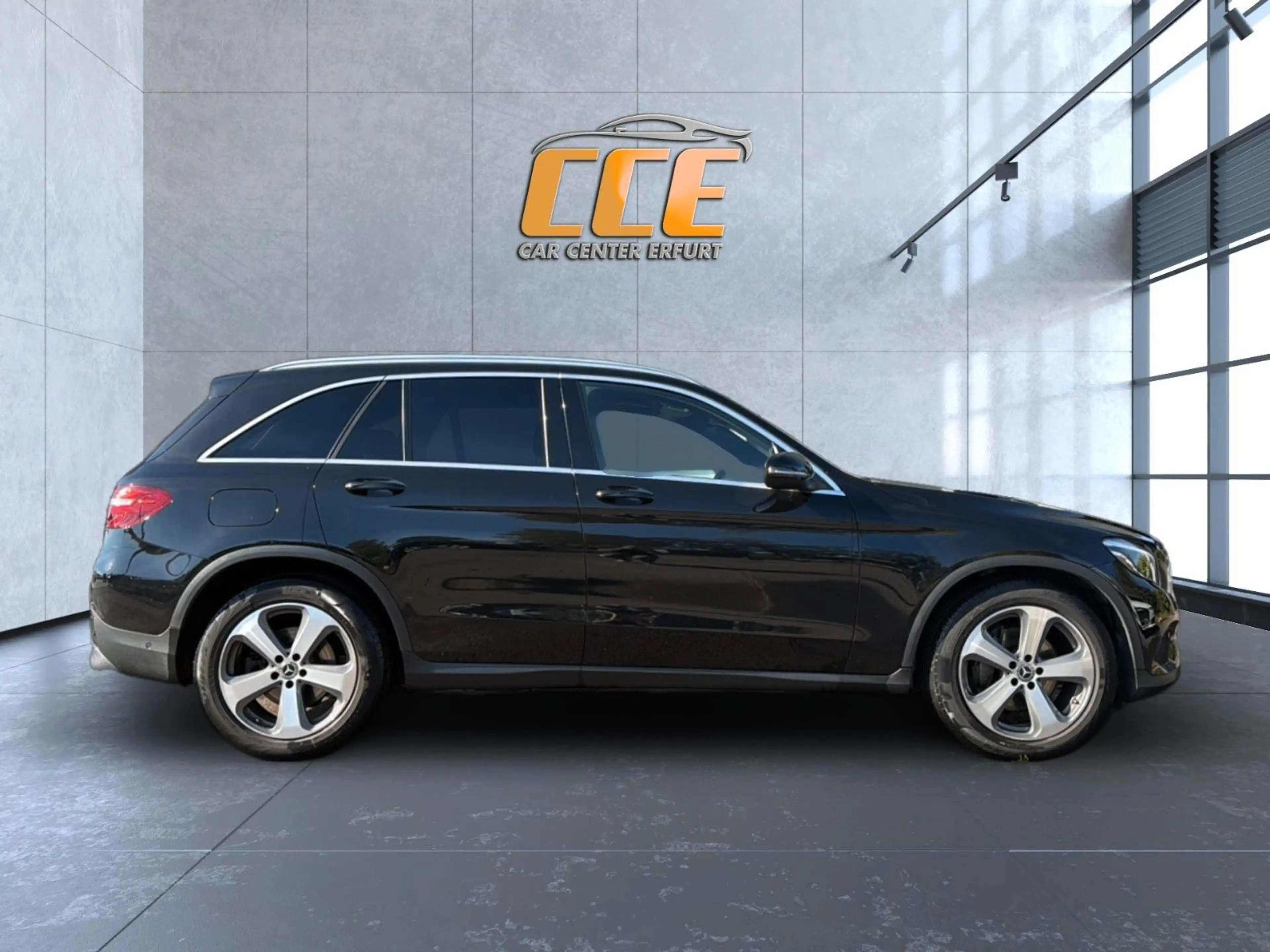 Mercedes-Benz GLC 350 d 4Matic Exclusive*AHK*LED*Kamera*Pano* — photo 8