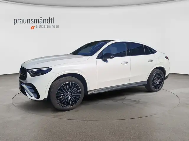 Mercedes-Benz GLC 300 de 4M AMG Cp Night Pano/AHK/Sound3 d/20"