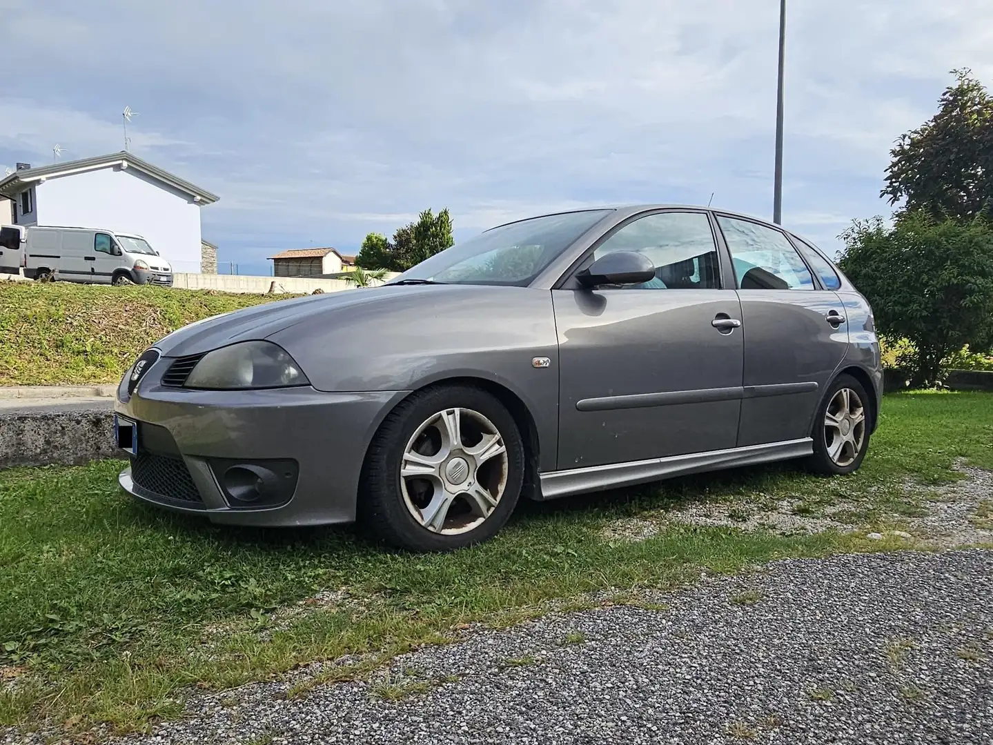 SEAT Ibiza Ibiza 5p 1.9 tdi Sport Grigio - 1