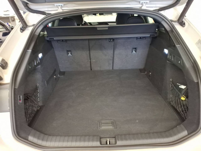 Audi A6 e-tron Avant S line 0.25 % AHK Pano Matrix Lenkh M — photo 7