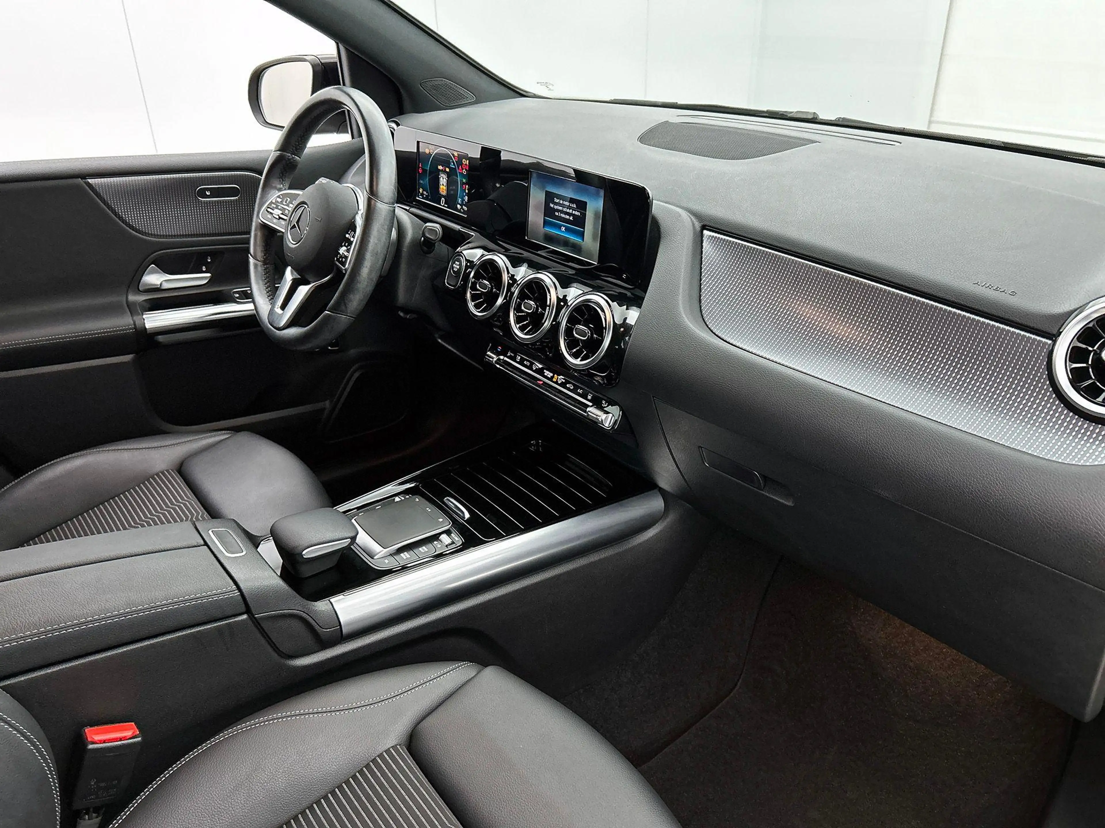 Mercedes-Benz B 250 e Business Line | Smartphone Integratie | Verwarmd — photo 8