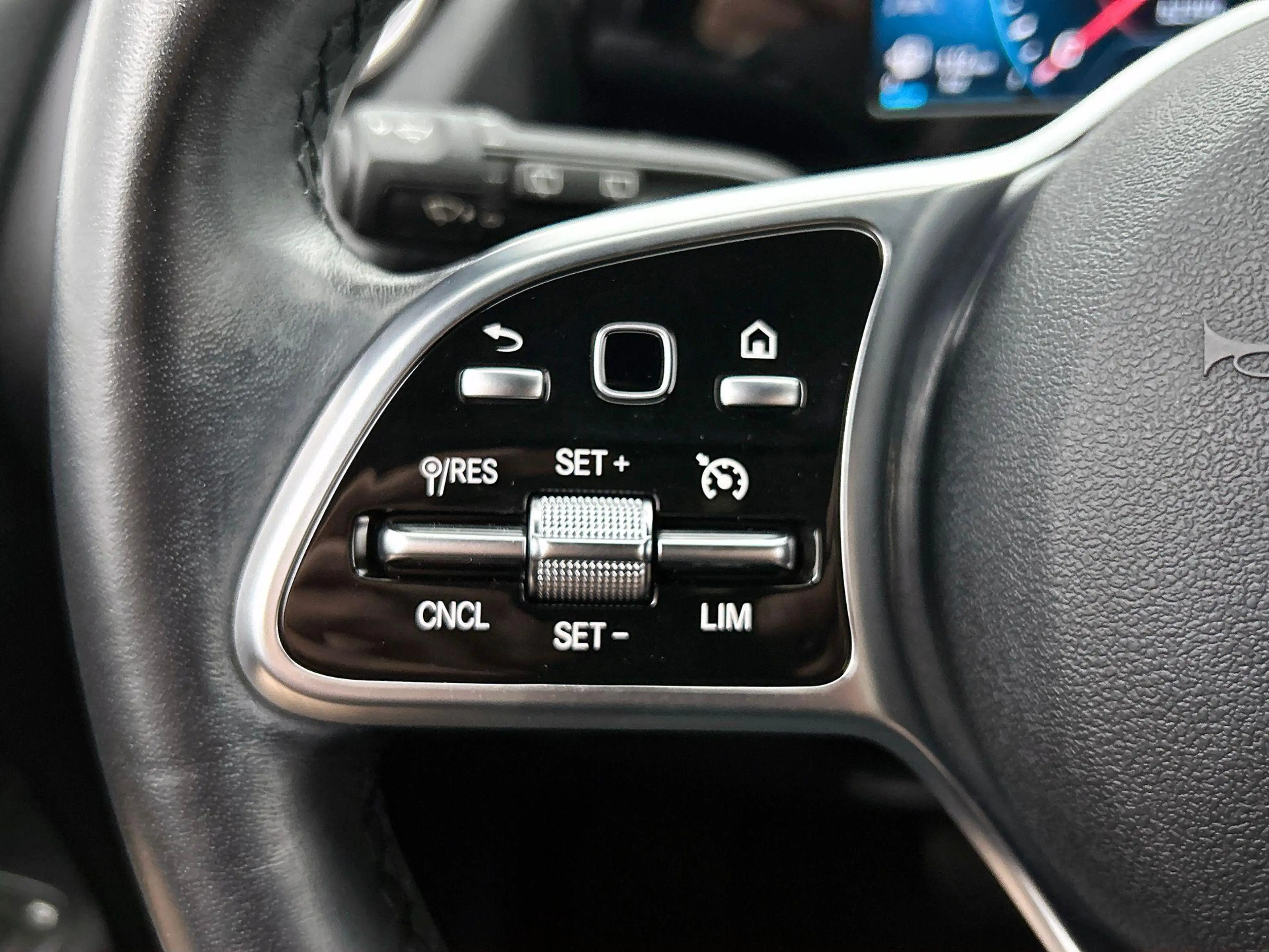 Mercedes-Benz B 250 e Business Line | Smartphone Integratie | Verwarmd — photo 12