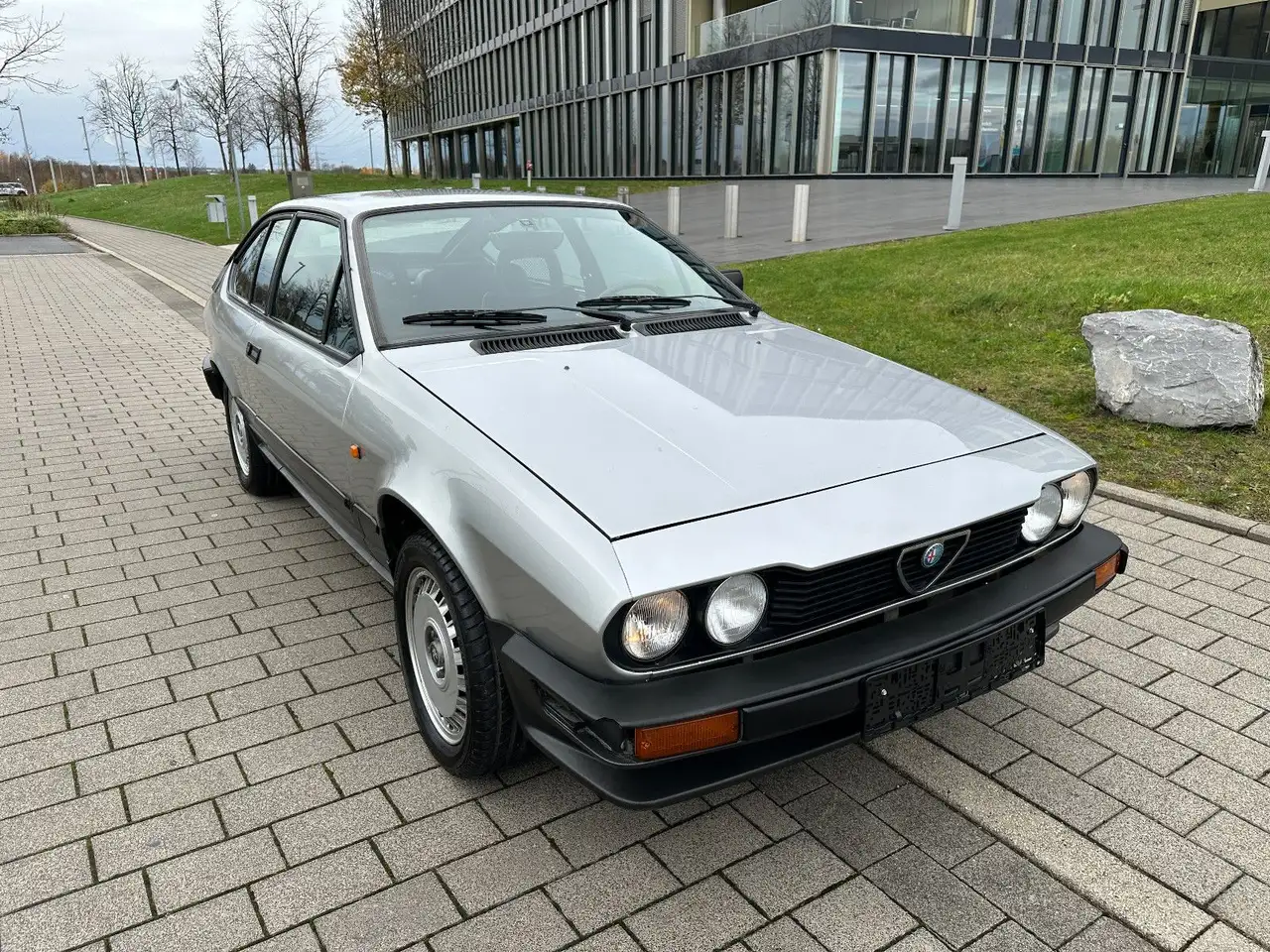 Alfa Romeo GTV + ein echter Alfa + H Kennzeichen +, foto 3