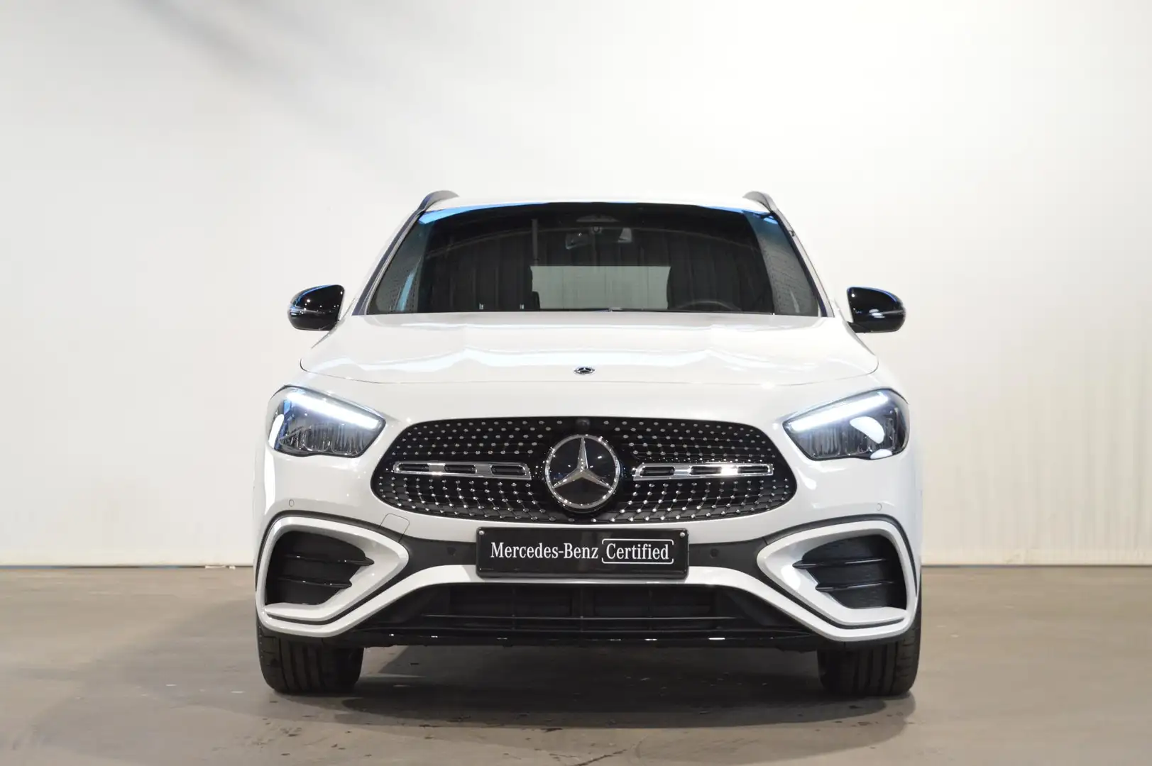 Mercedes-Benz GLA 180 D AMG Line | Smartphone Integratie | Nightpack | W Weiß - 2