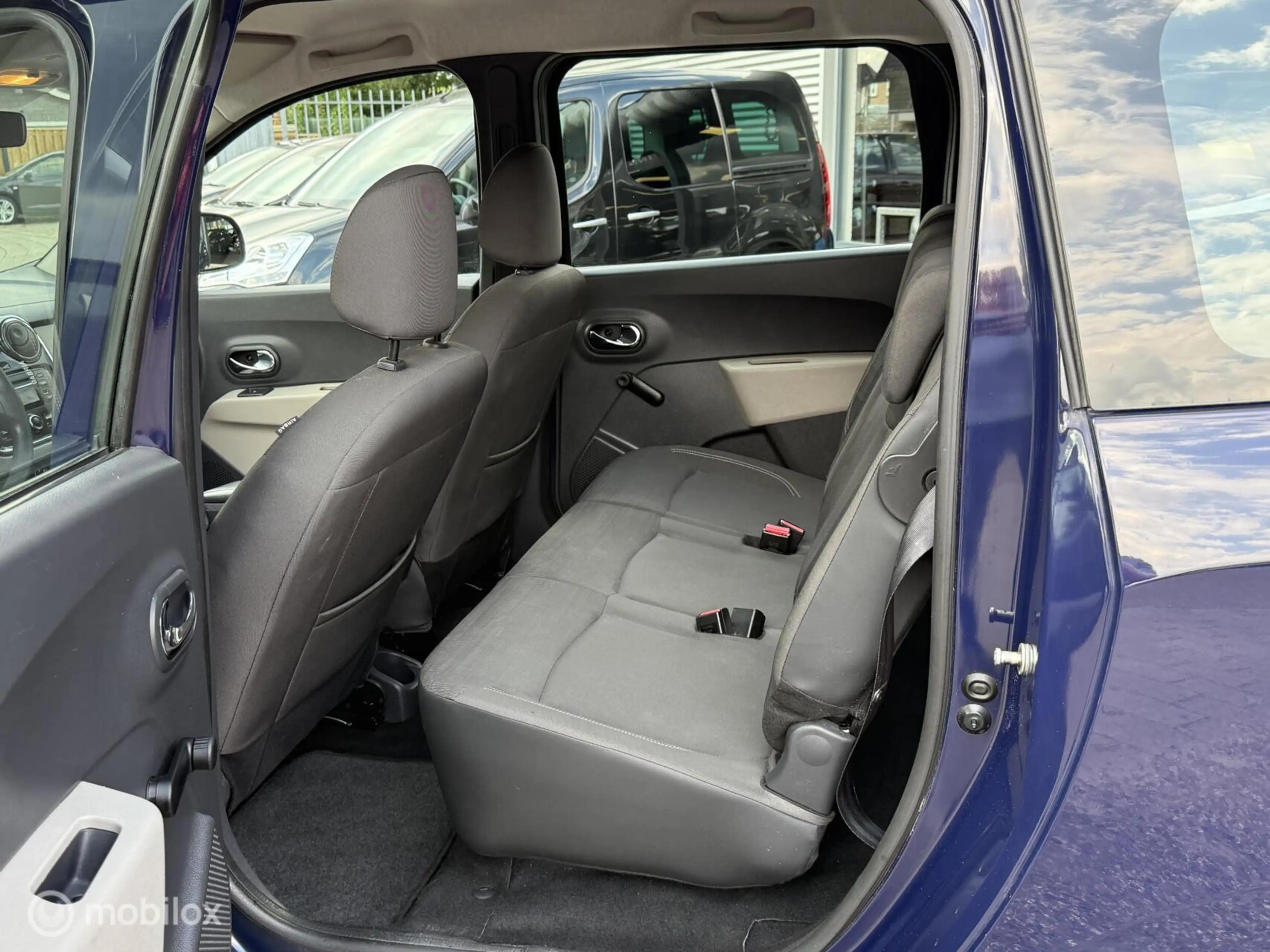Dacia Lodgy 1.2 TCe Ambiance 5p. AIRCO PARKEERSENS. MISTLAMP — photo 9