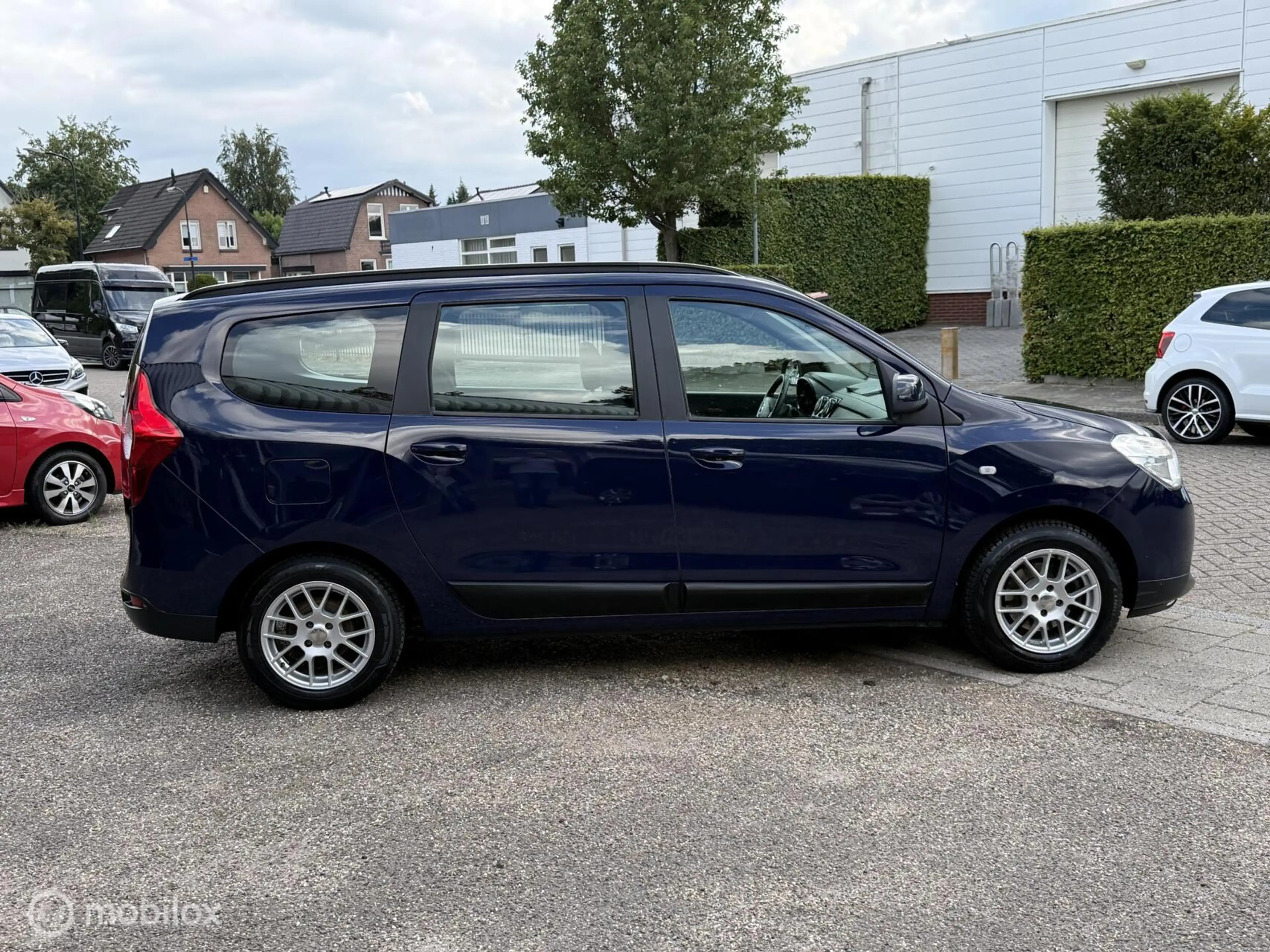 Dacia Lodgy 1.2 TCe Ambiance 5p. AIRCO PARKEERSENS. MISTLAMP — photo 6