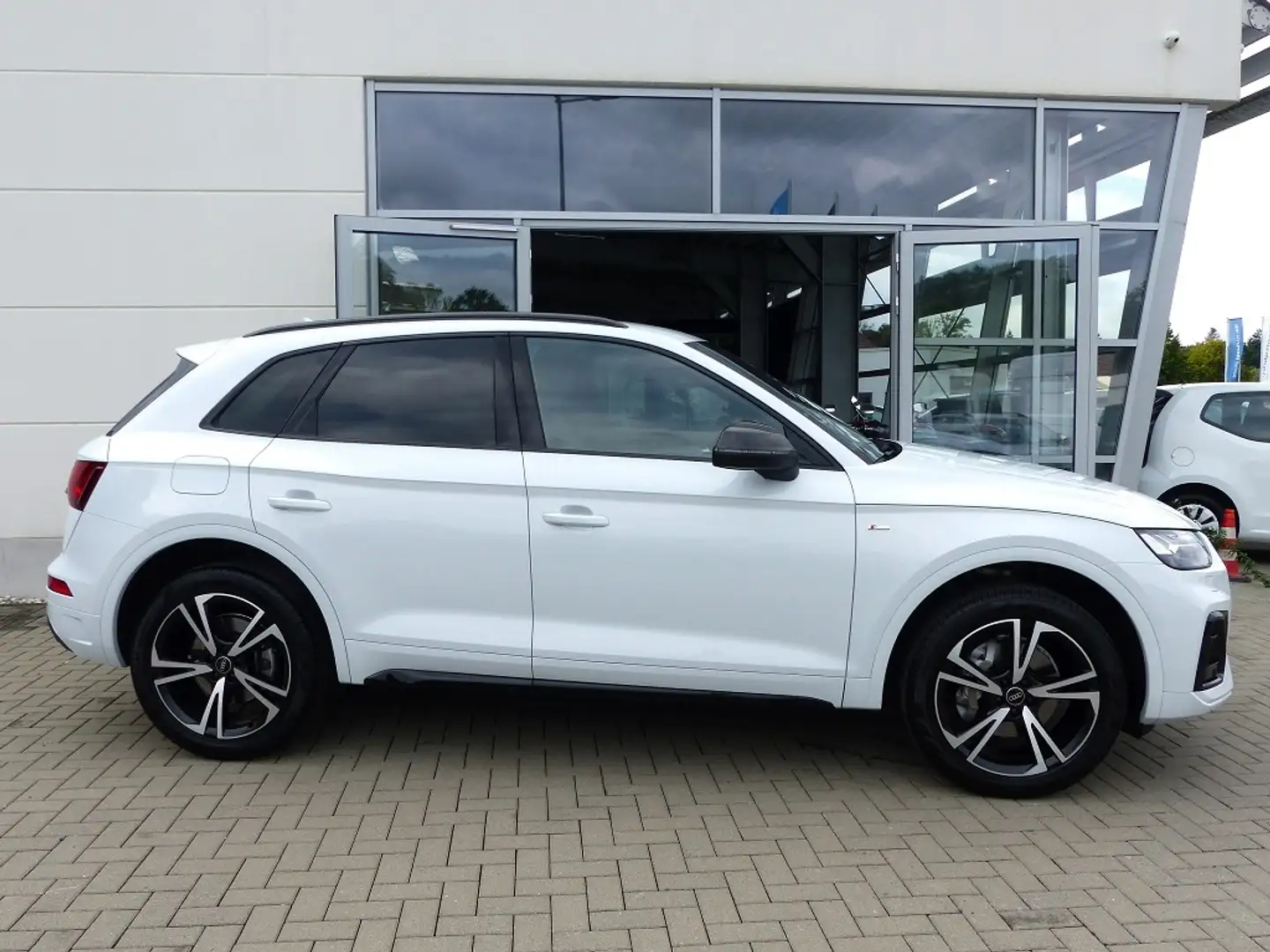 Audi Q5 40 2.0 TDI quattro S-tronic S line *AHK*LED* Bianco - 2