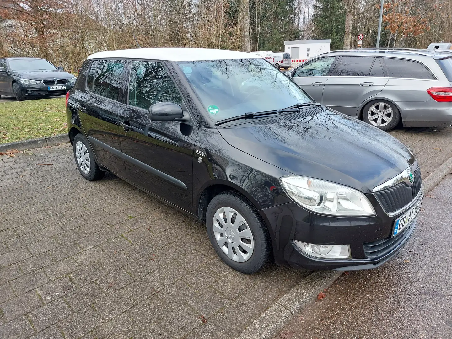 Skoda Fabia Fabia II Fließheck 1.2 TSI FAMILY Czarny - 1