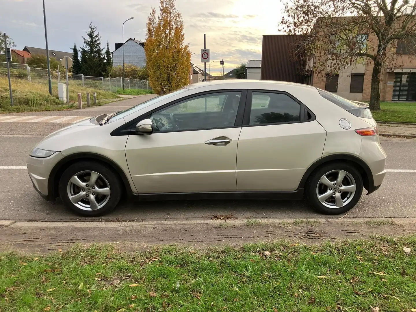 Honda Civic Civic 1.4i benzine garantie + keuring Beige - 2