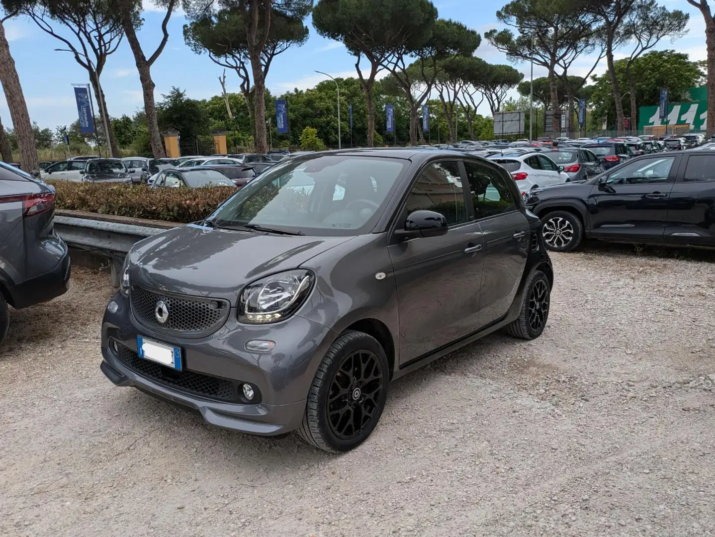 smart forFour SUPER PASSION 1.0cc 71cv TETTO PANORAMA Grau - 2