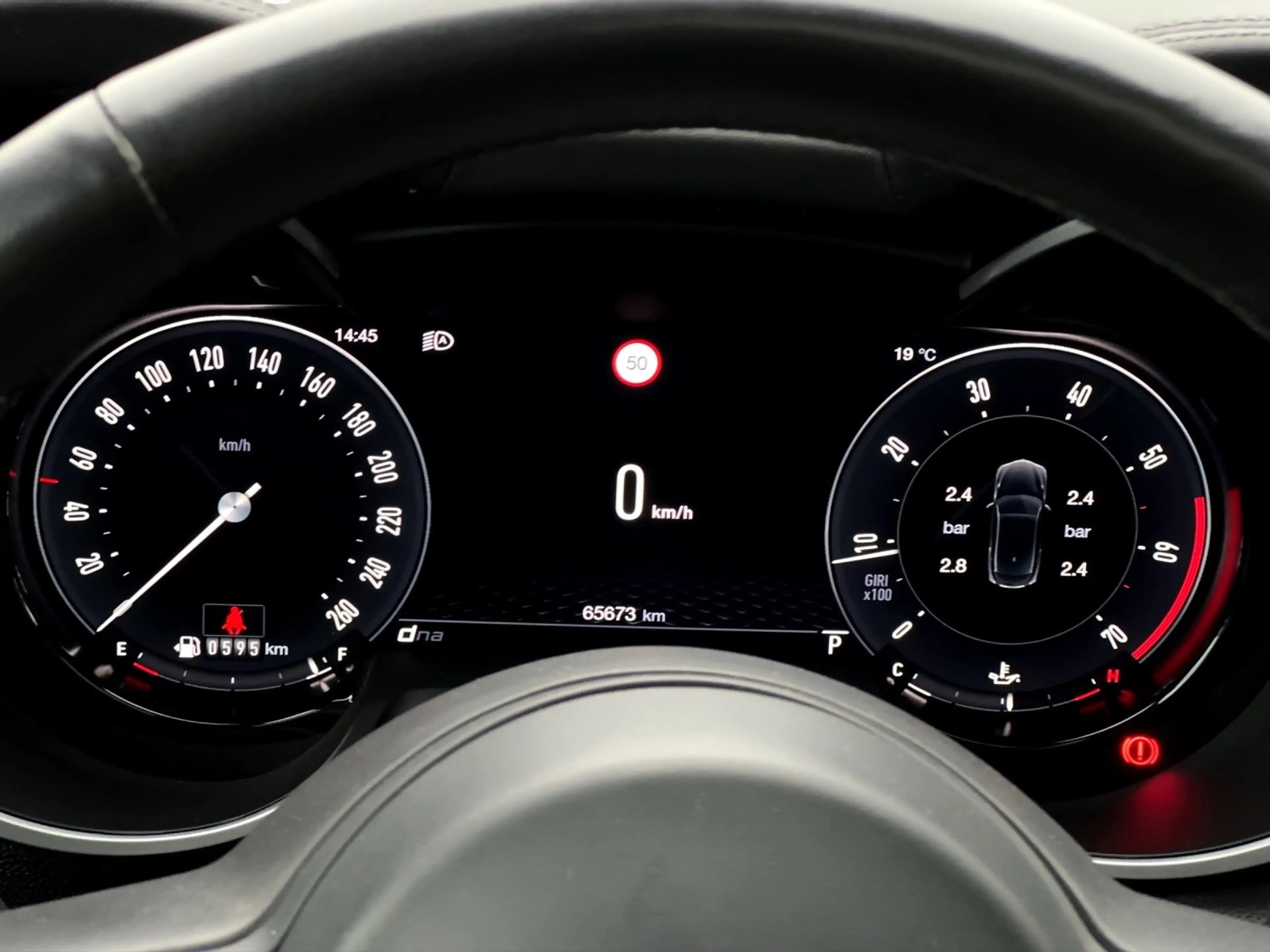 Alfa Romeo Stelvio 2.0 Veloce Turbo Q4 LED AHK PANO NAV — photo 14