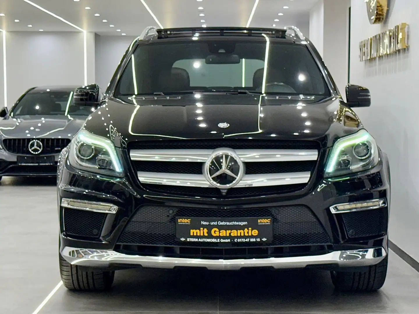 Mercedes-Benz GL 500 4Matic AMG Line 7-Sitzer/Pano/360*/Distro Schwarz - 2