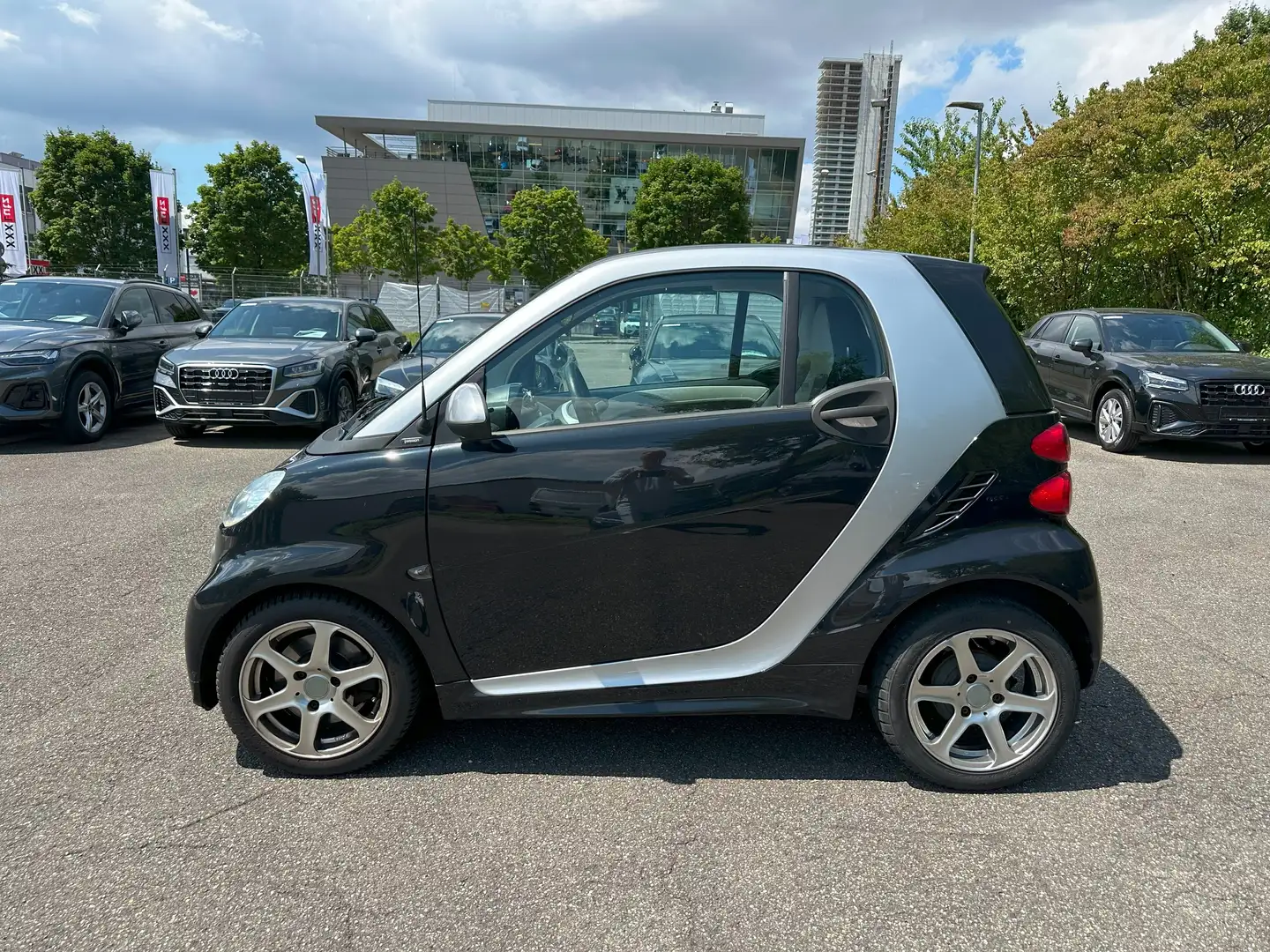 smart forTwo coupe passion micro hybrid drive mhd Leder Pano Schwarz - 2