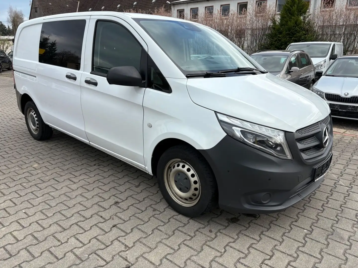 Mercedes-Benz Vito Kasten 116 CDI BT RWD kompakt Weiß - 2