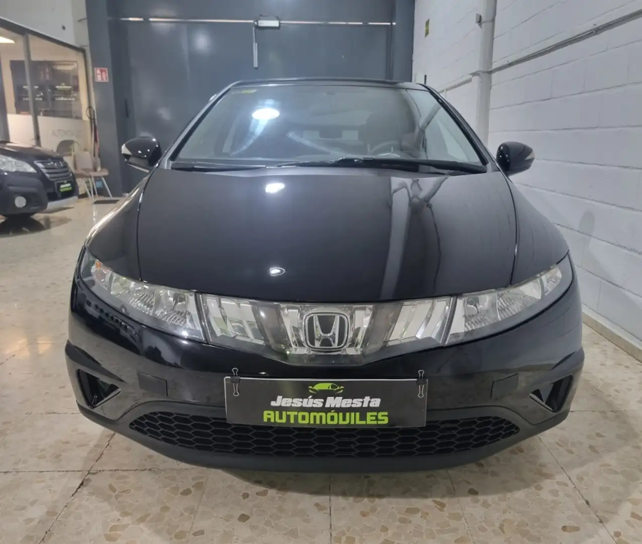 Honda Civic 1.4 i-DSI Comfort Negro - 2