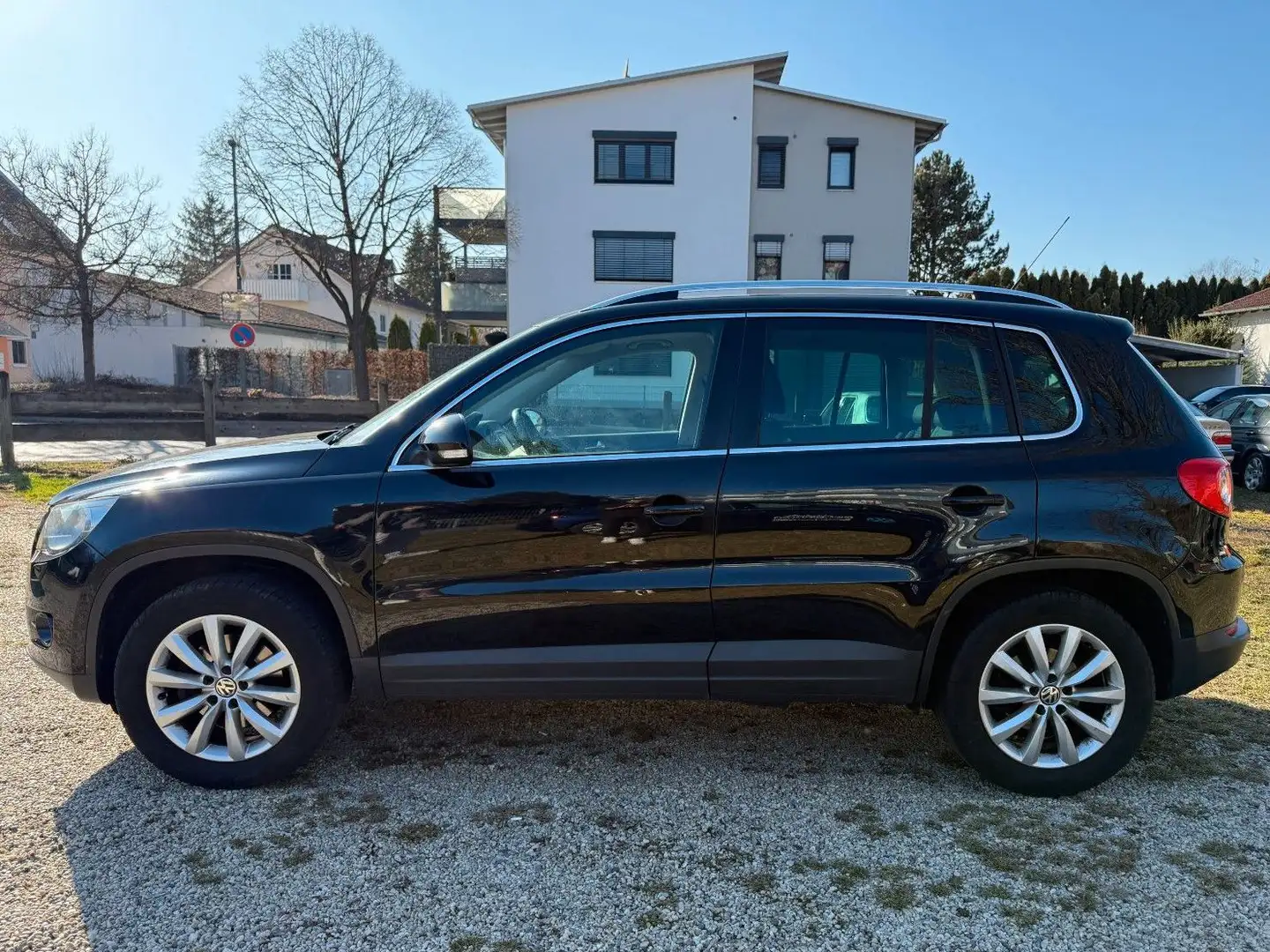 Volkswagen Tiguan 2.0 TSI AUT 4Motion Schiebedach Leder SZH Schwarz - 2