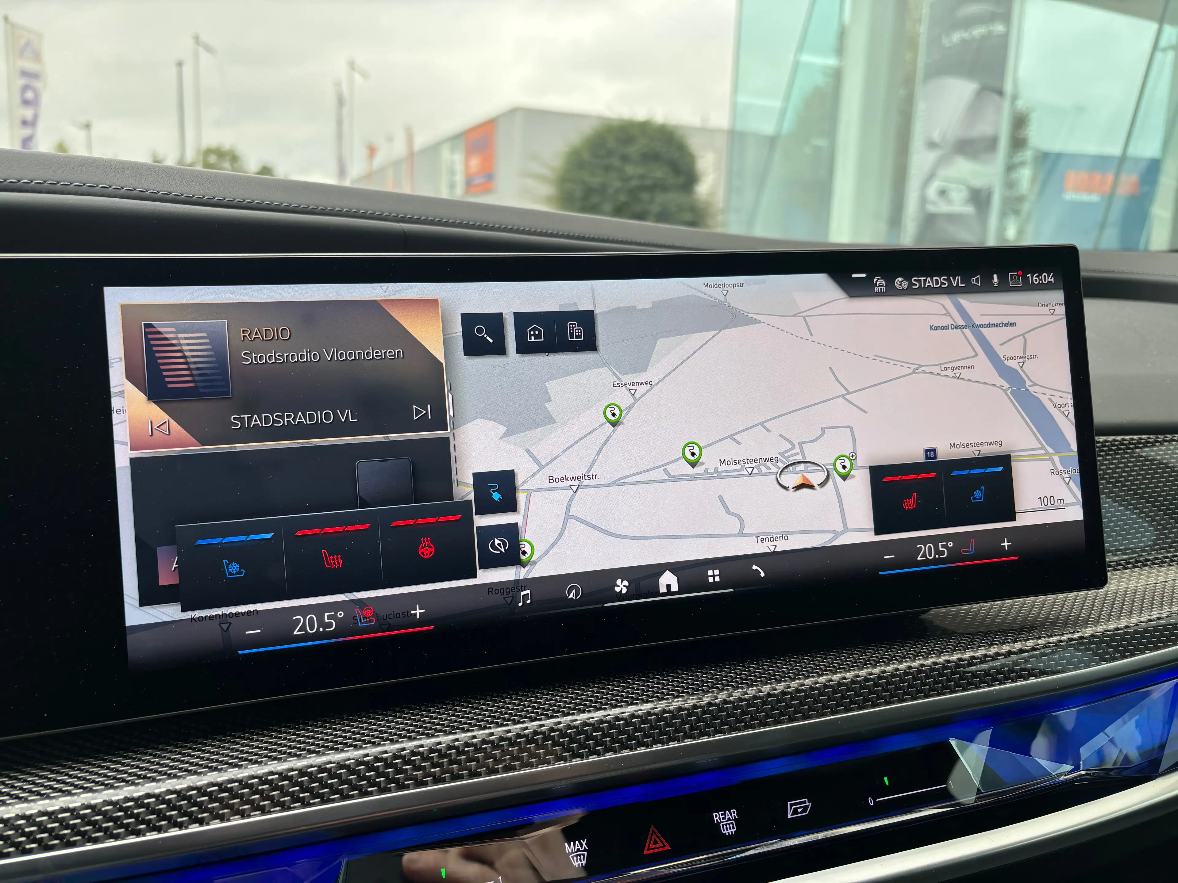 BMW i7 xDrive60 M Sport — photo 13
