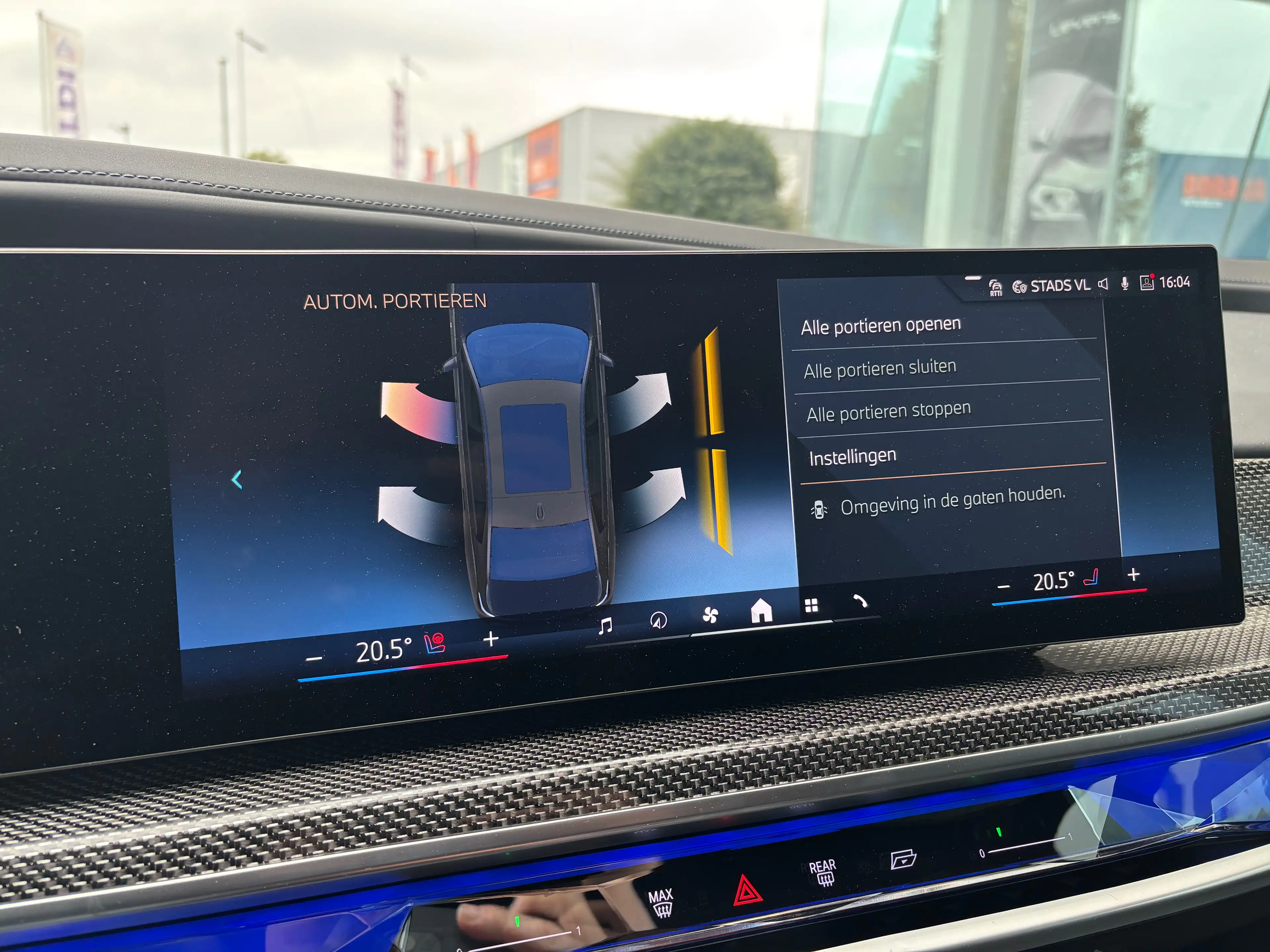 BMW i7 xDrive60 M Sport — photo 15