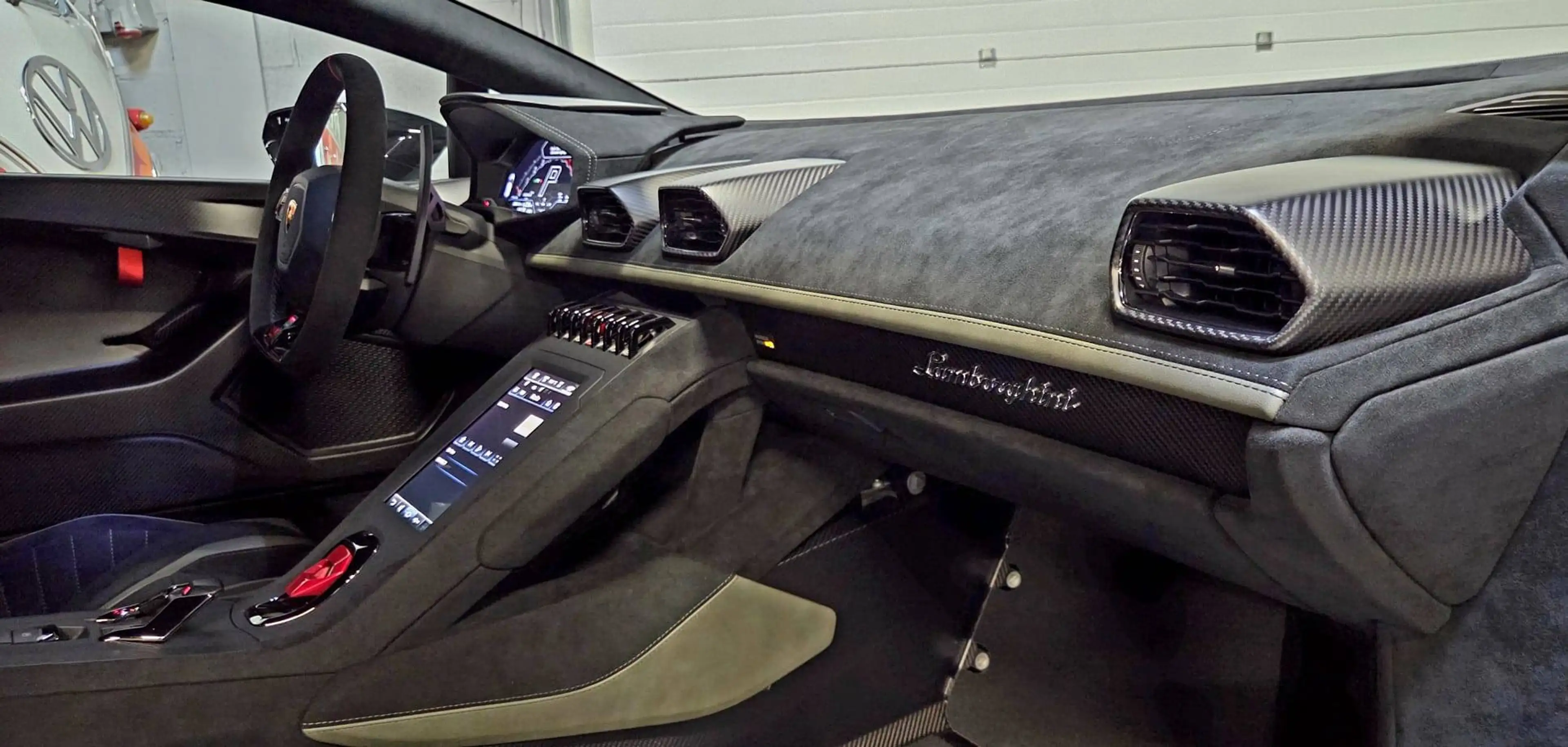 Lamborghini Huracán STO 5.2i V10 40v LP640-2 — photo 10