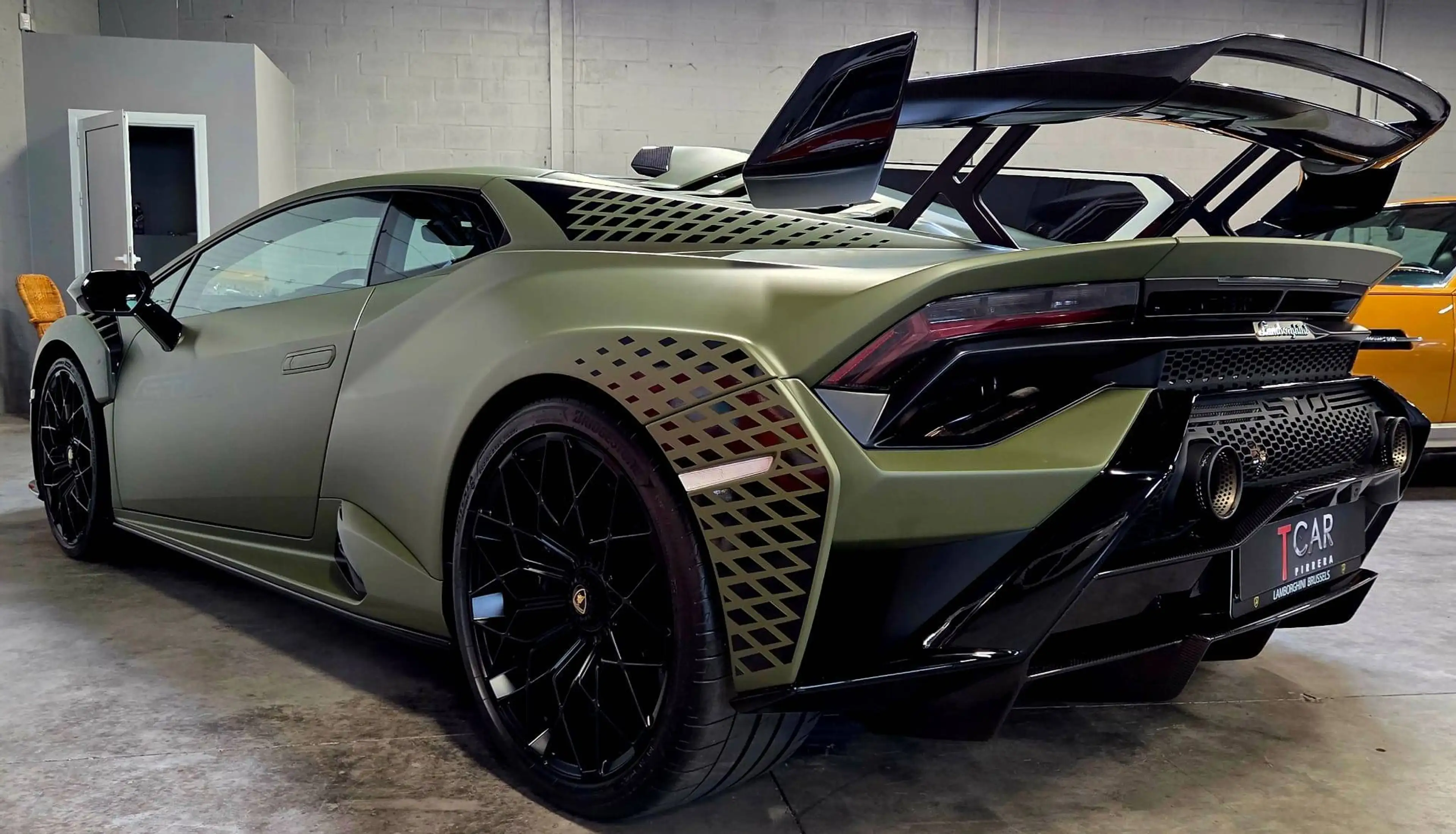 Lamborghini Huracán STO 5.2i V10 40v LP640-2 — photo 7
