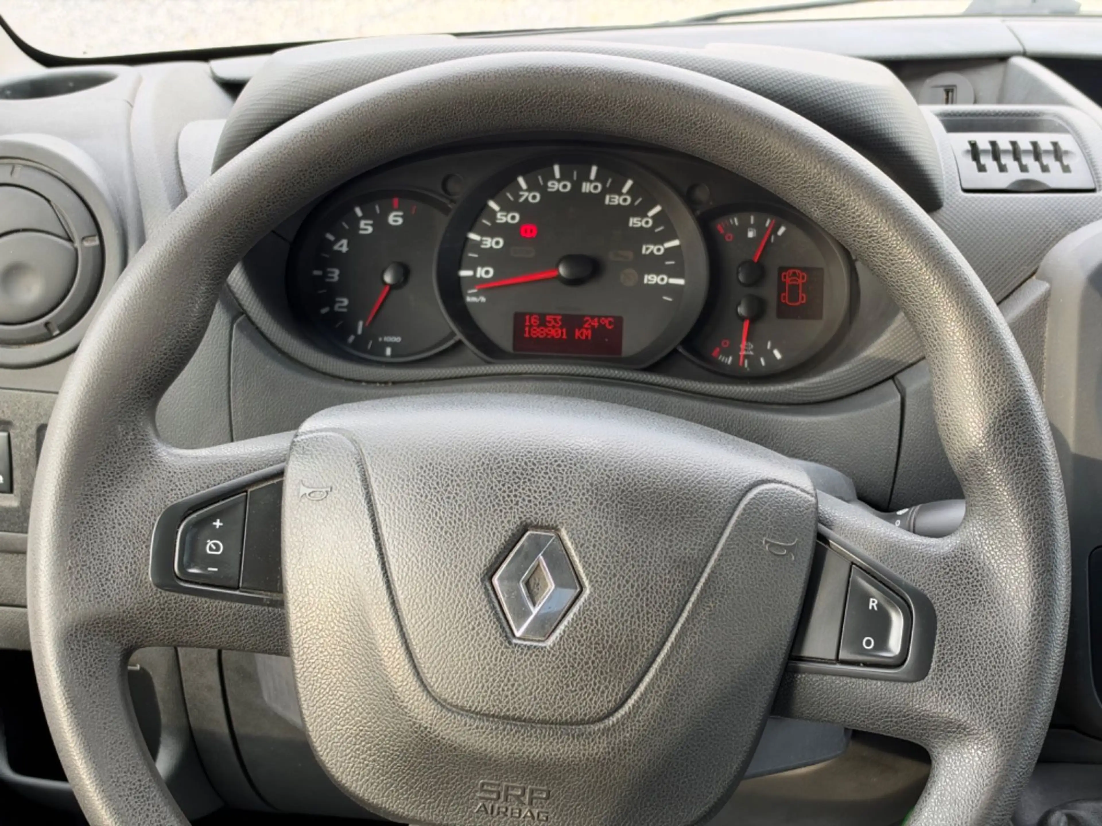 Renault Master MASTER DoKa PRITSCHE 3,5T AHK 1.HAND 6-SITZER — photo 15
