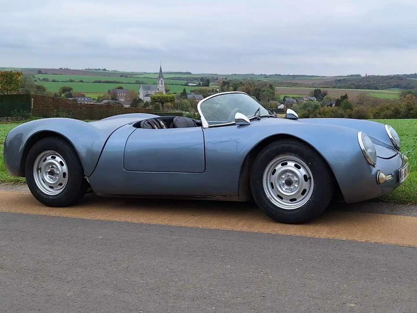 Porsche 550 spyder by chamonix no 911 caterham lotus seven Blue - 1