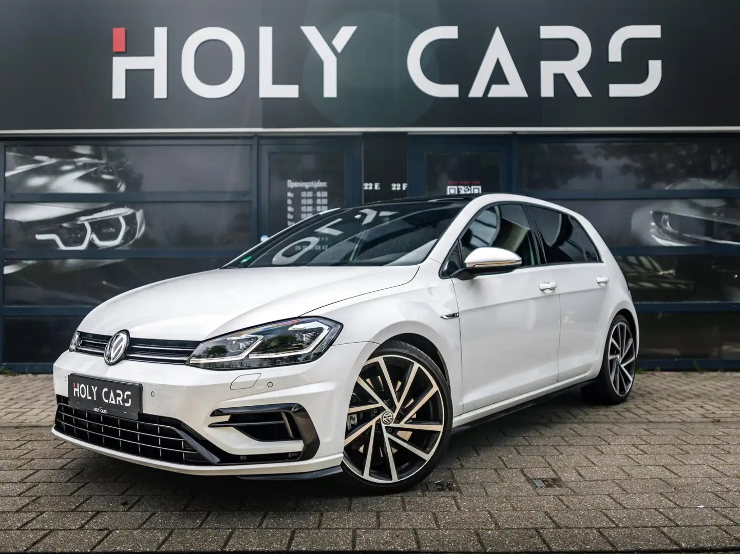 Volkswagen Golf 7 2.0 TSI 4Motion R | Pano | Virtual | Camera | AC Weiß - 1