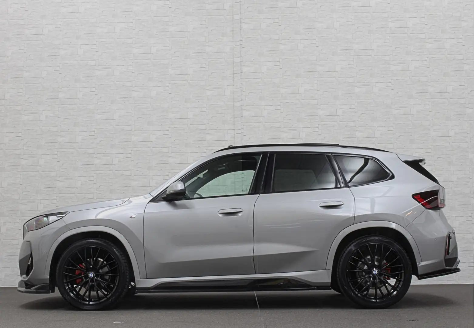 BMW X1 18i M-Sport Performance-Pack | Panorama | Sportsto Gris - 2