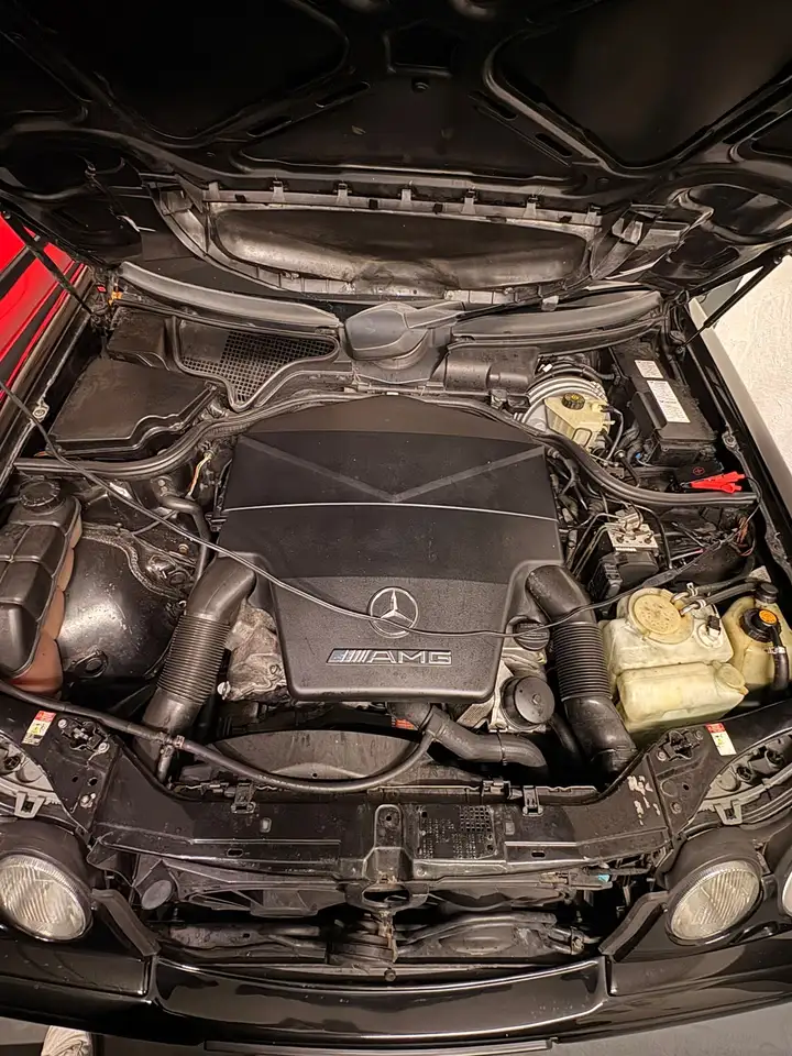 Mercedes-Benz E 55 AMG