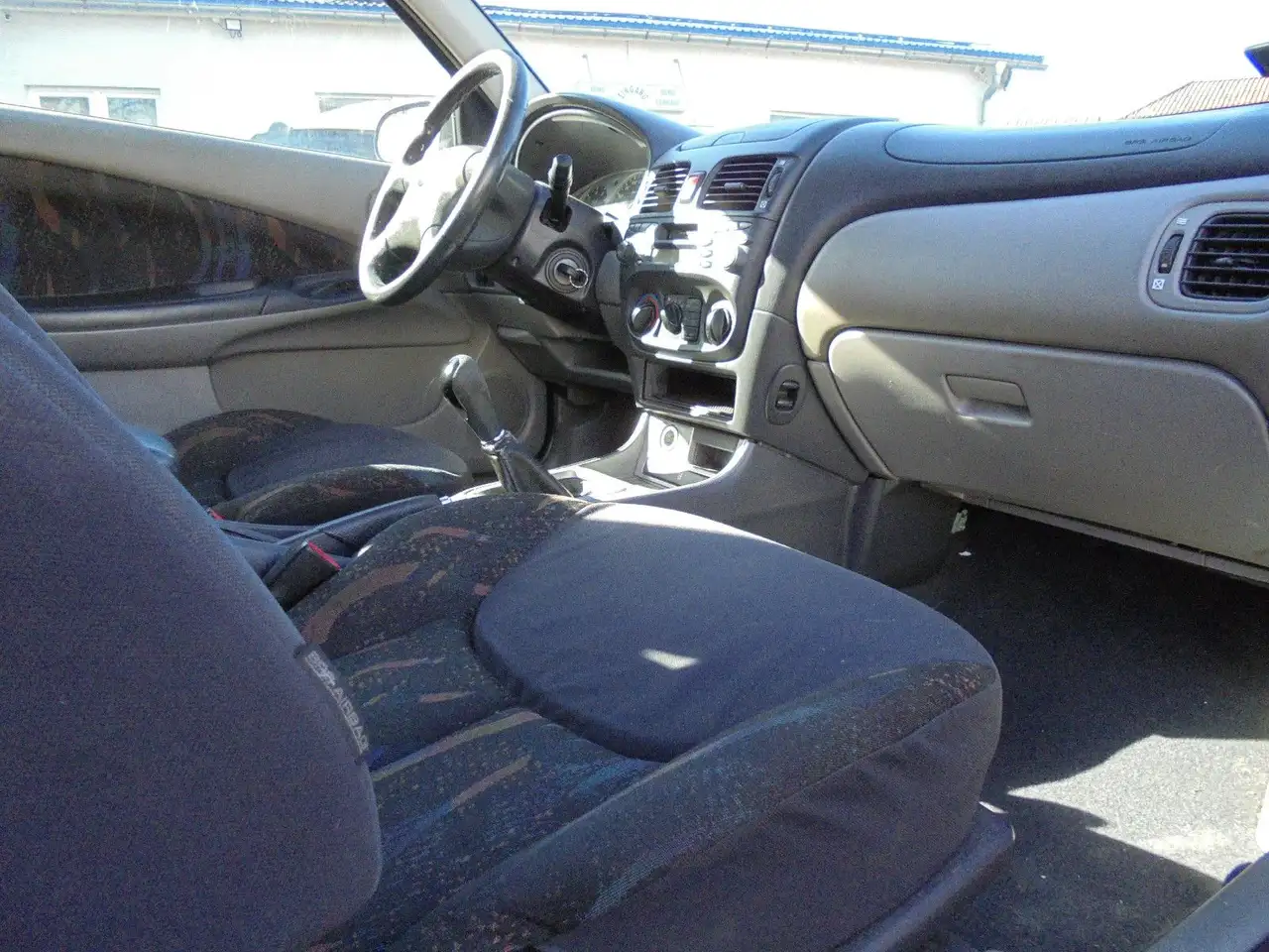Nissan Almera Visia, foto 11
