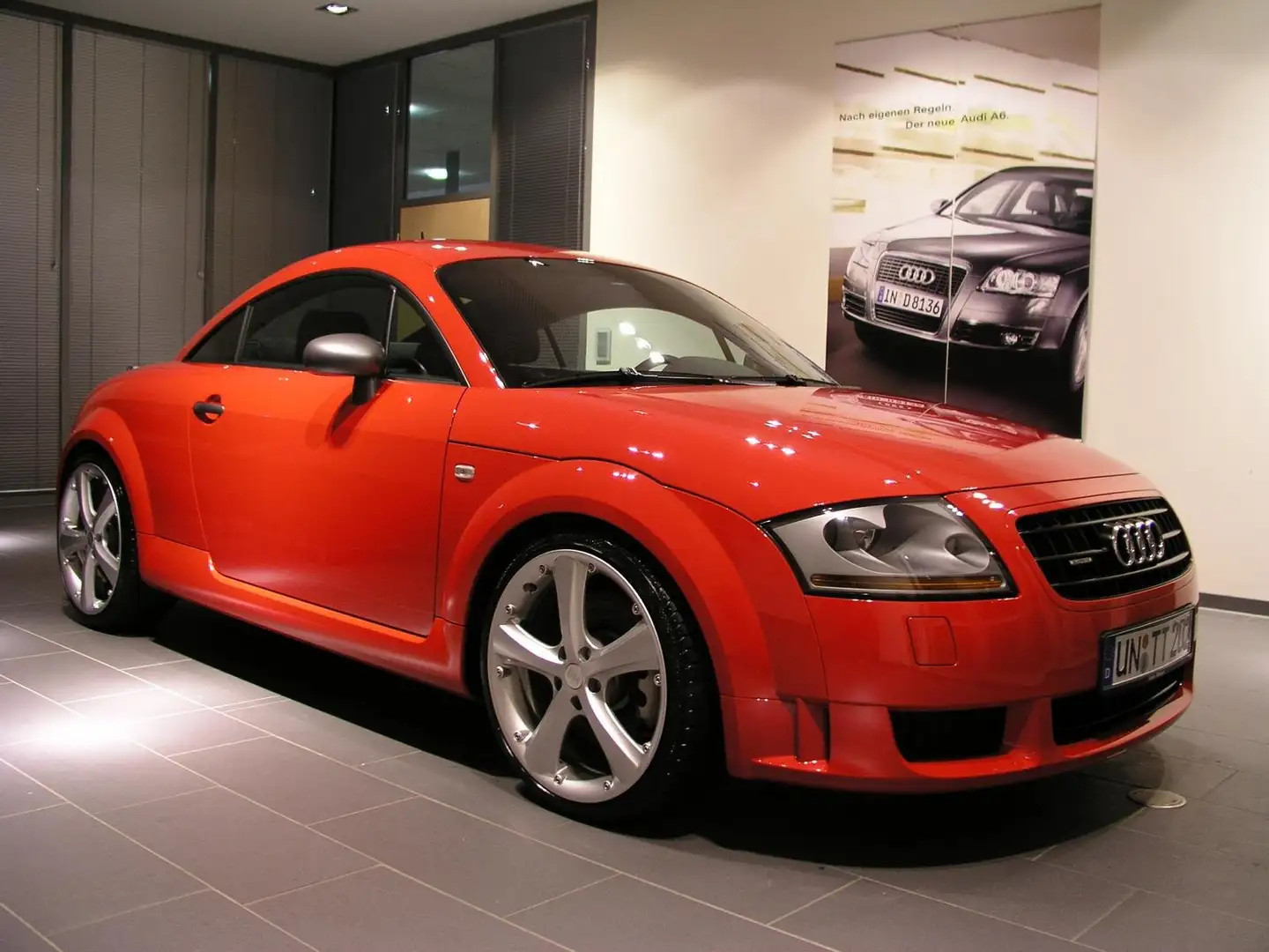 Audi TT Coupe 3.2 quattro DSG * Sammler * Service neu * Rot - 1