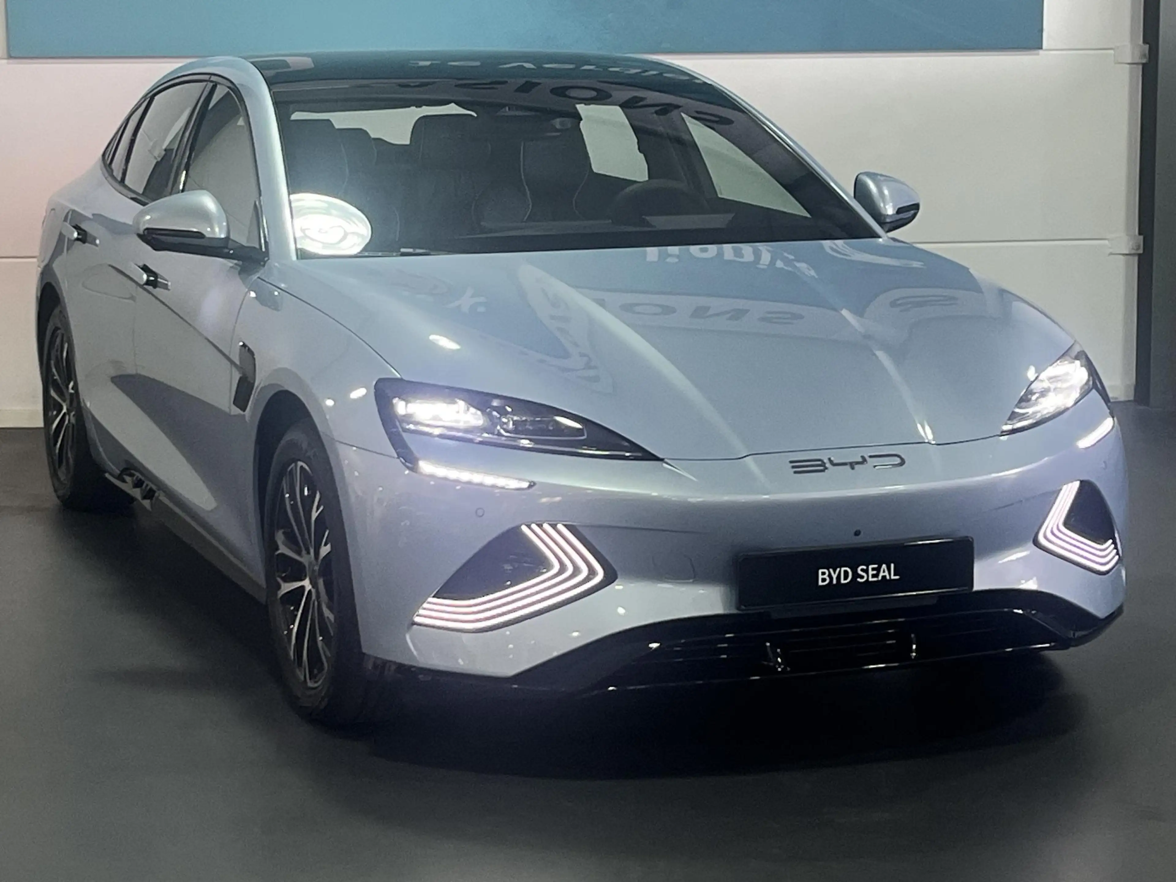 BYD Seal Business RWD 61.4 kWh | Van: € 37.695,- nu rijklaa — photo 5