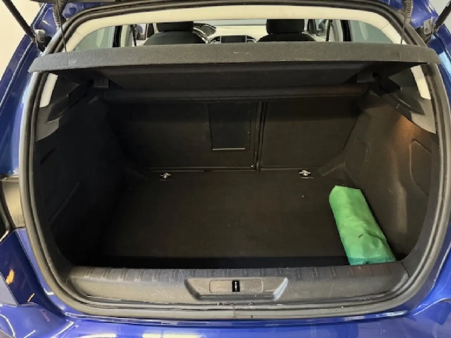 Peugeot 308 1.5 BlueHDi 130 CV BOITE AUTO - 2