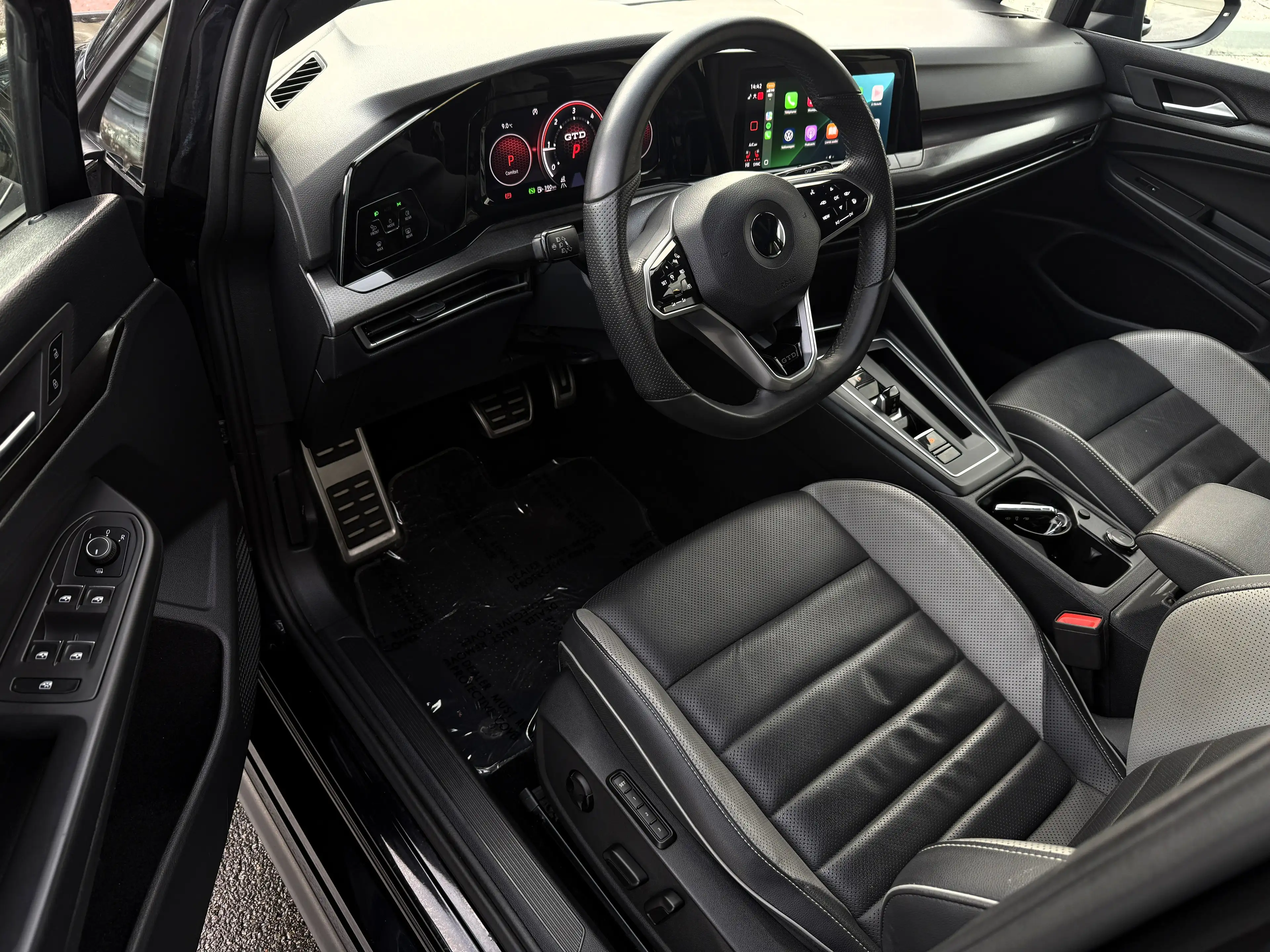 Volkswagen Golf GTD 2.0TDi AUT. TOIT PANO CUIR LED AMBIANC CARPLAY CAM — photo 11