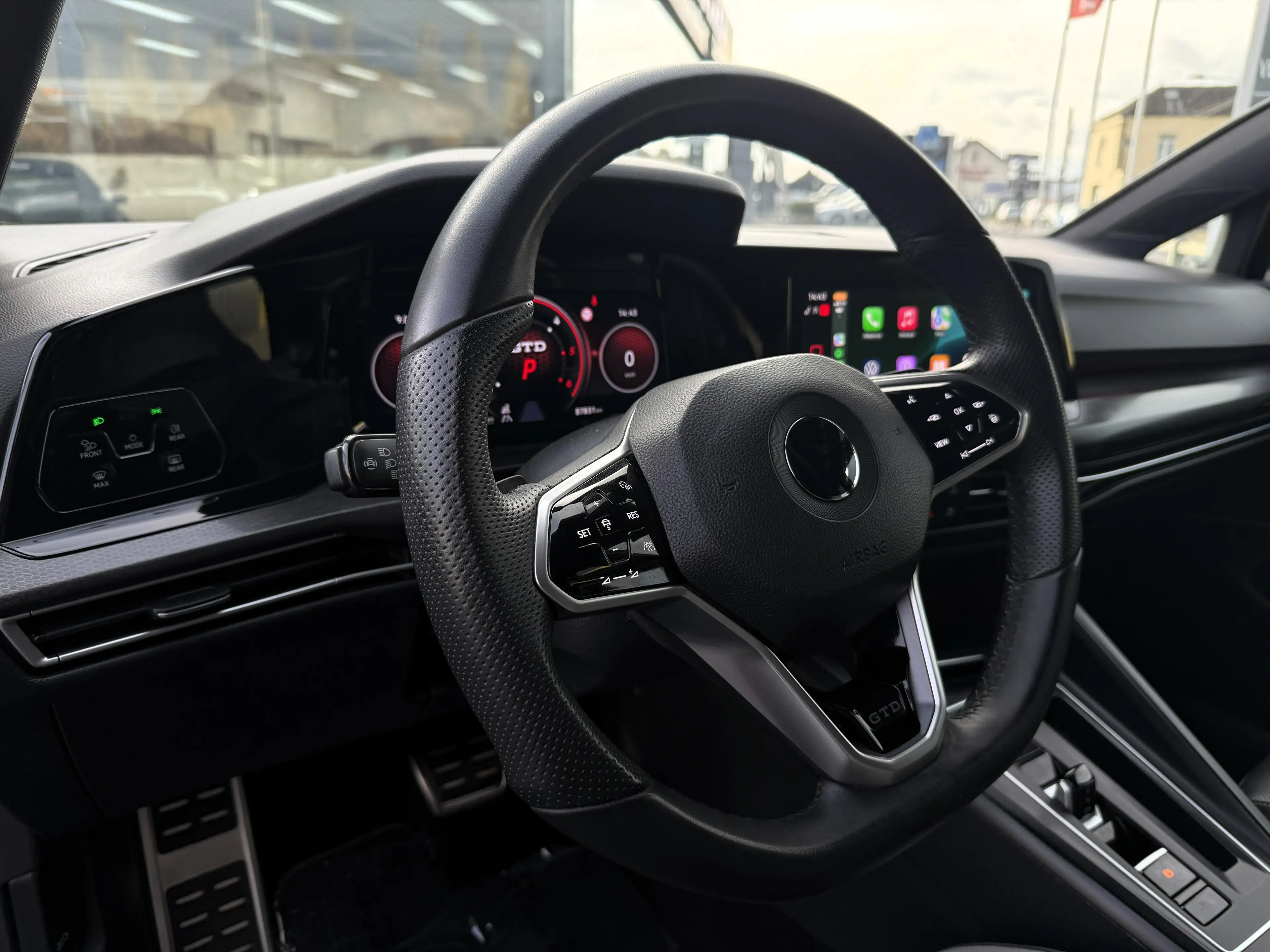 Volkswagen Golf GTD 2.0TDi AUT. TOIT PANO CUIR LED AMBIANC CARPLAY CAM — photo 12