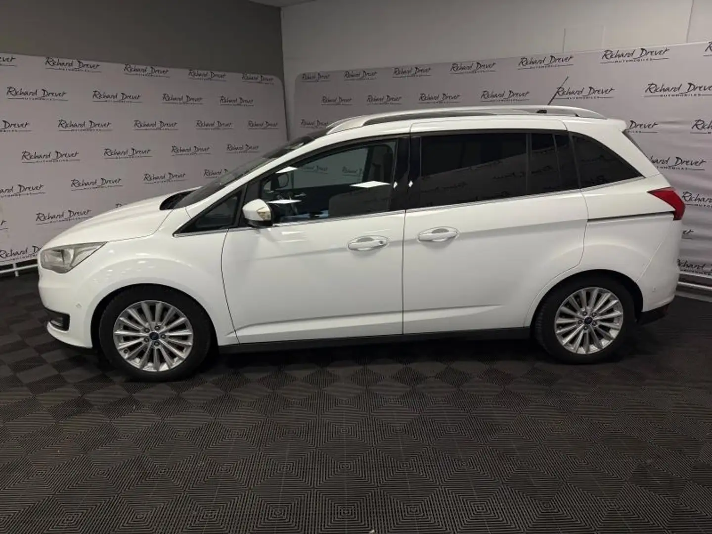 Ford Grand C-Max 1.5 TDCi 120ch Stop\u0026Start Titanium X Blanc - 2